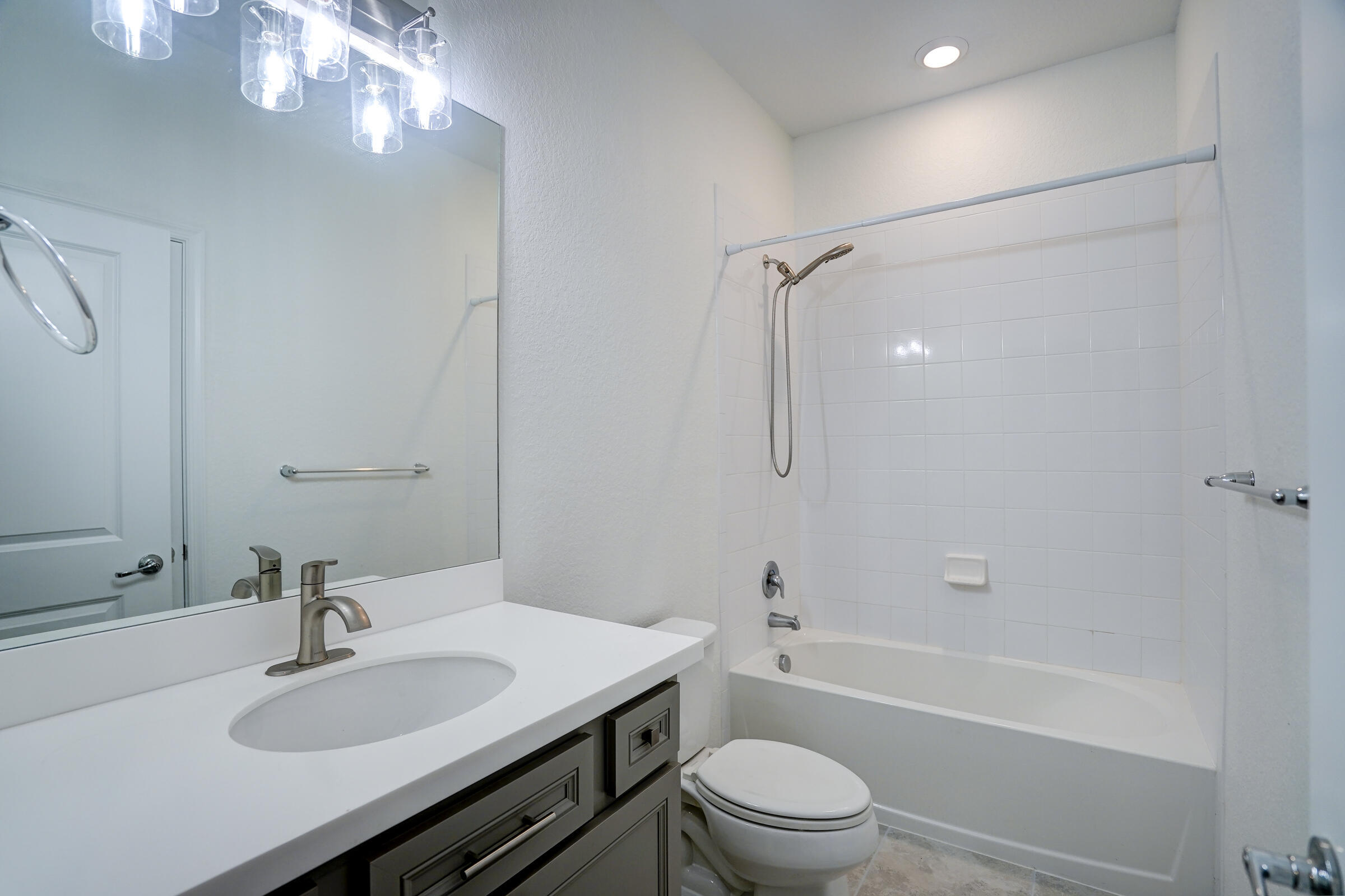 B26040966 Property Photo 23