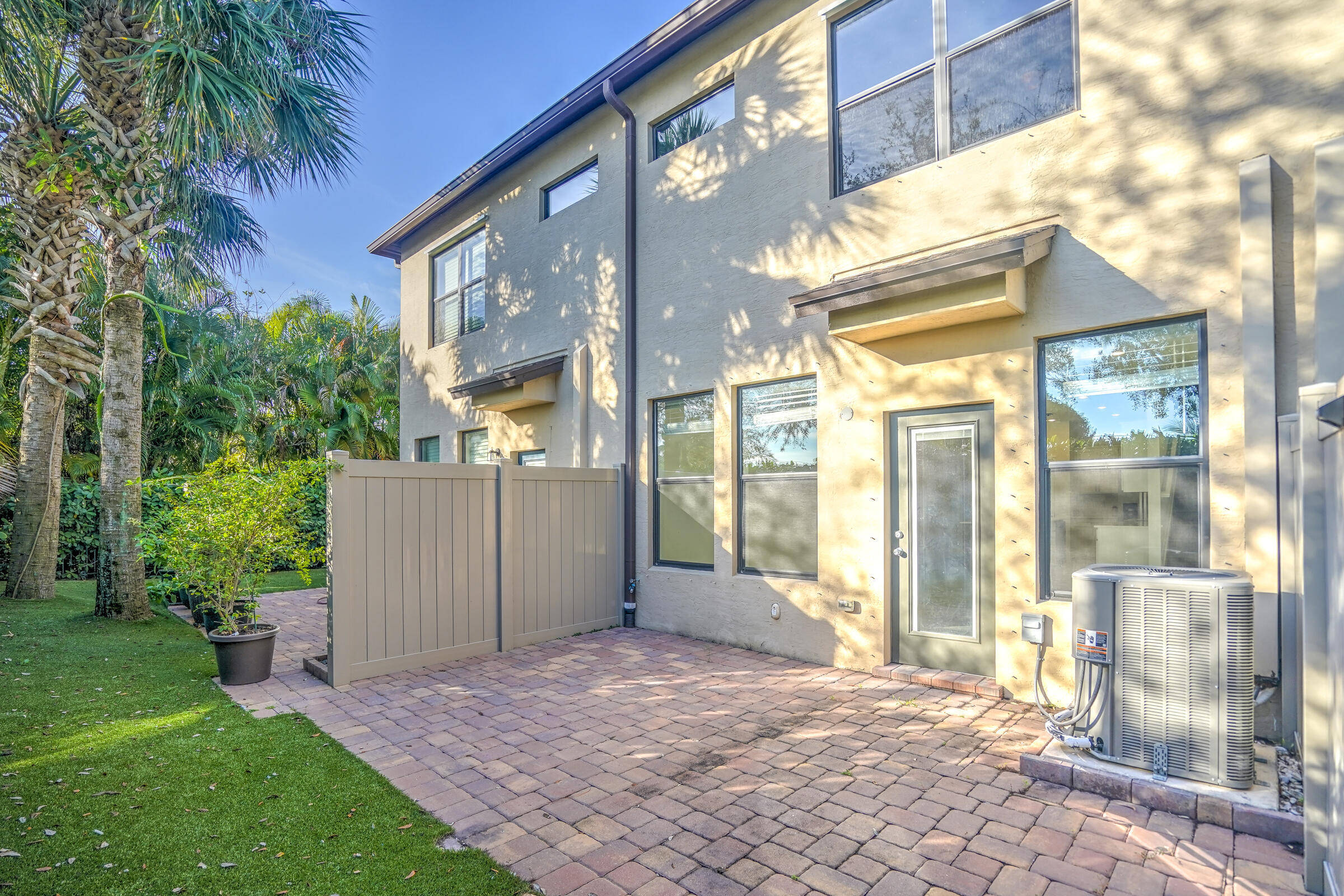 B26040966 Property Photo 35