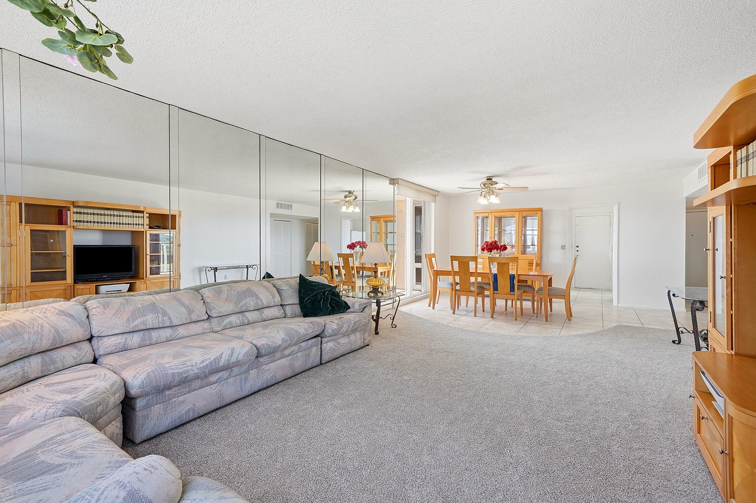 1401 S Ocean Drive 704 Property Photo 8