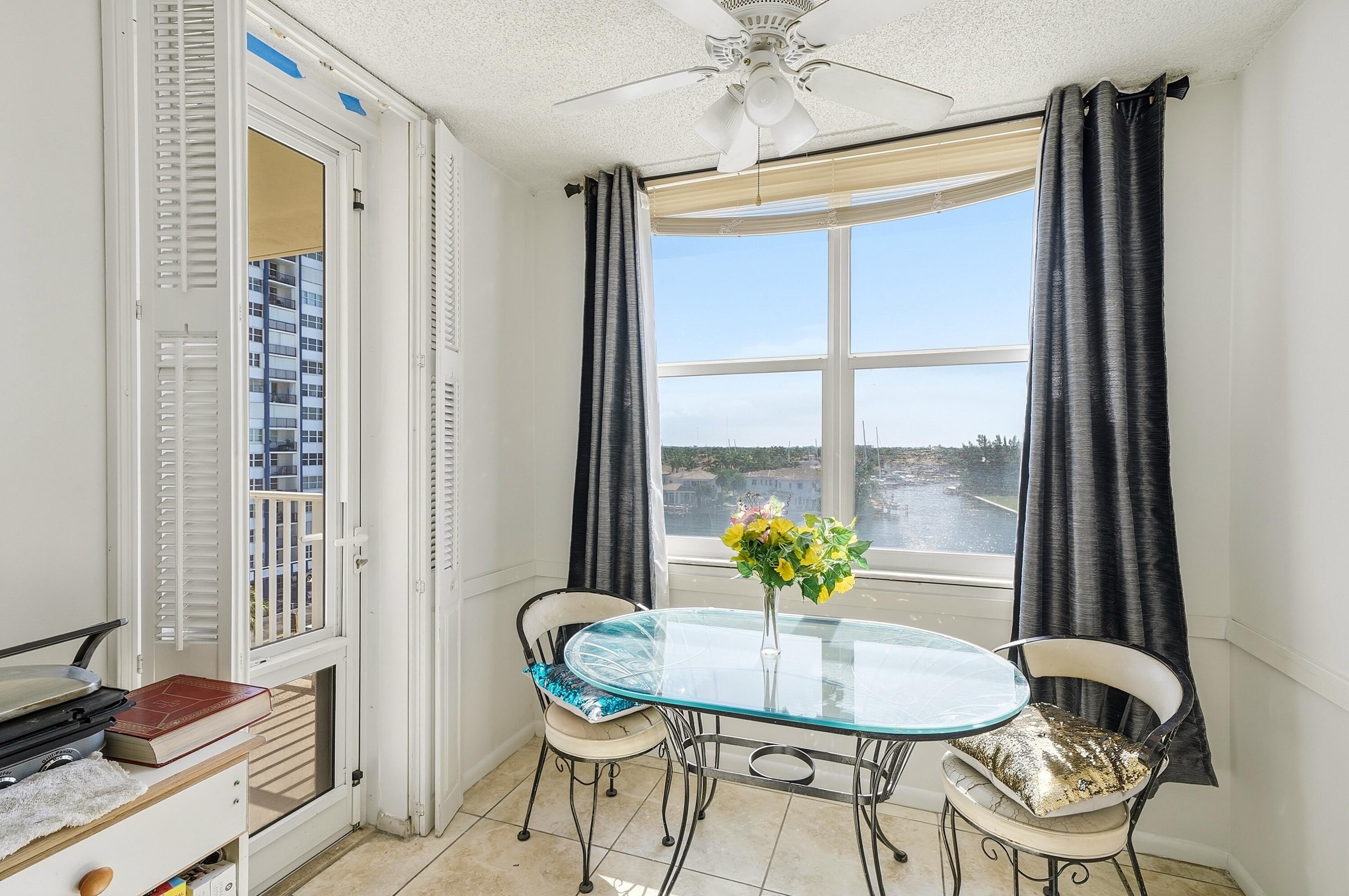 1401 S Ocean Drive 704 Property Photo 17