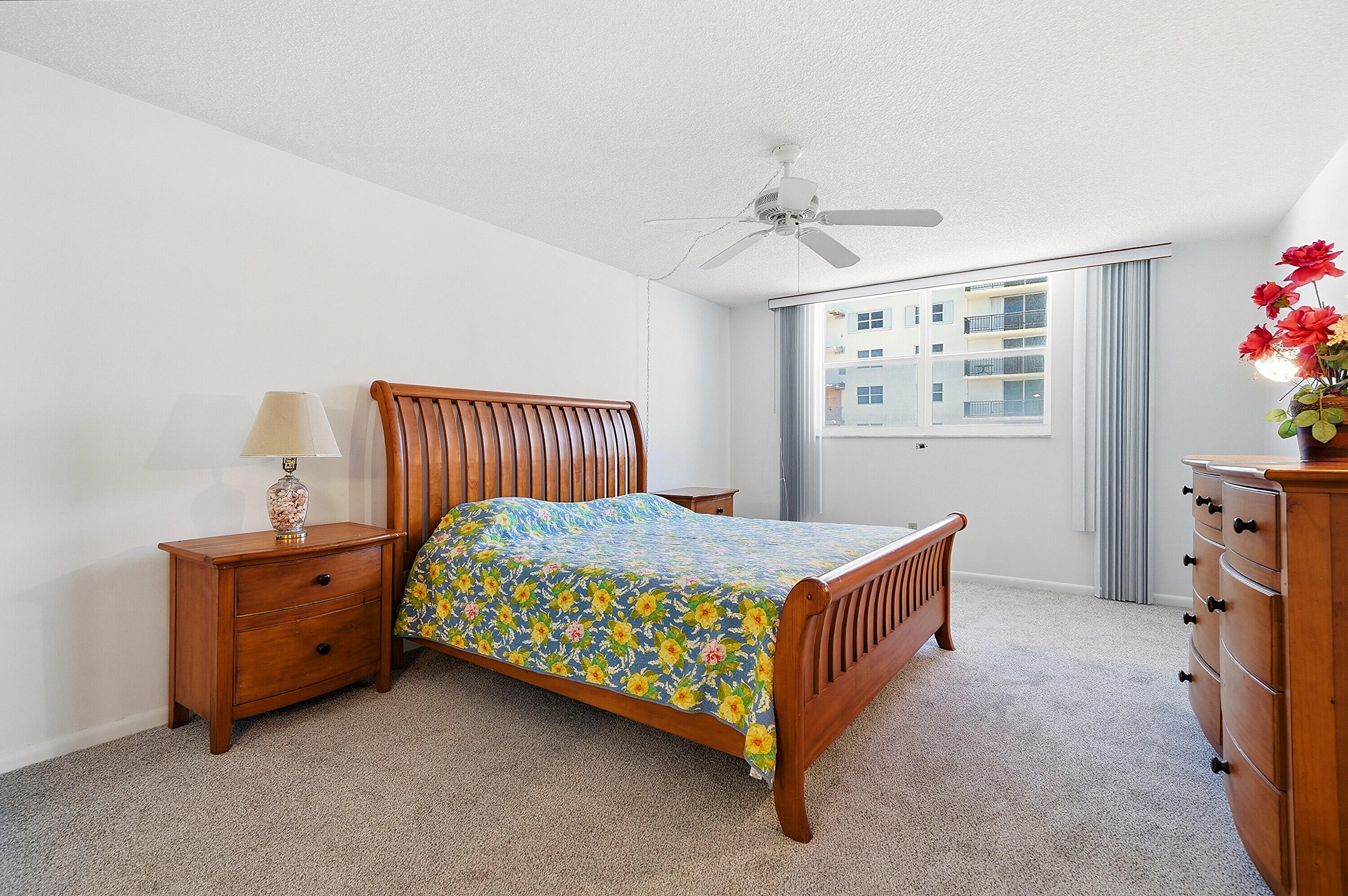 1401 S Ocean Drive 704 Property Photo 30