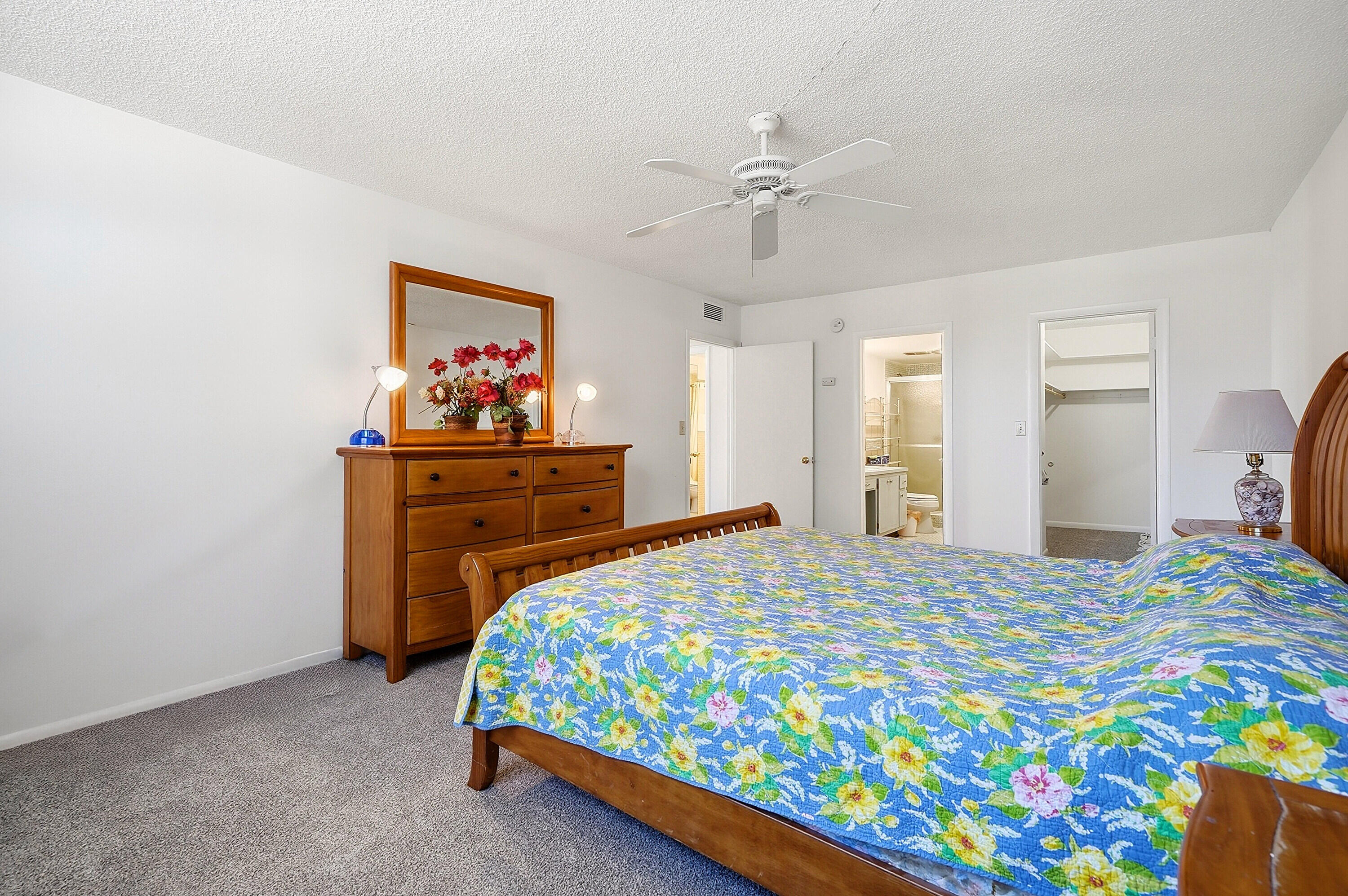 1401 S Ocean Drive 704 Property Photo 32