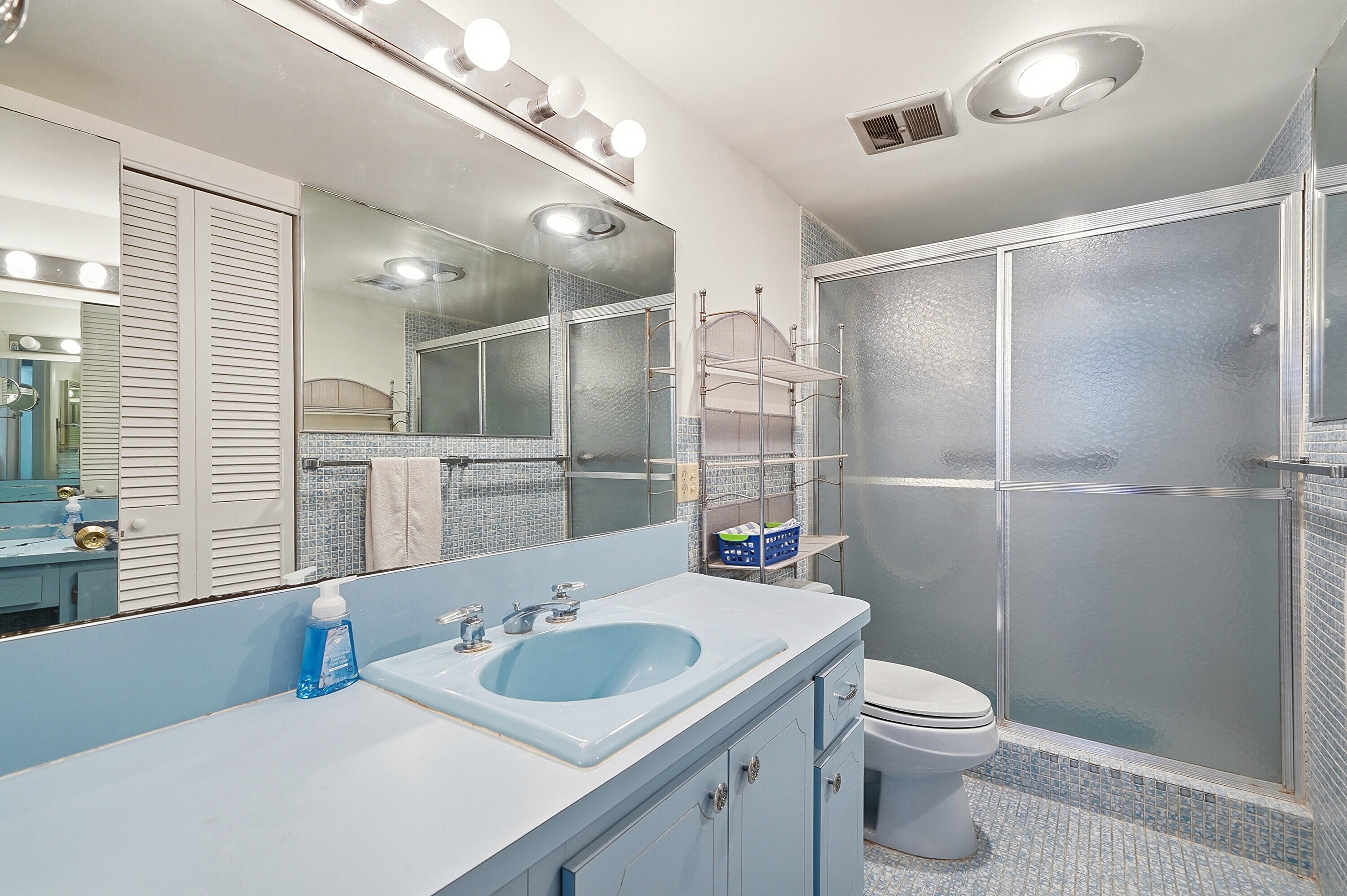 1401 S Ocean Drive 704 Property Photo 34