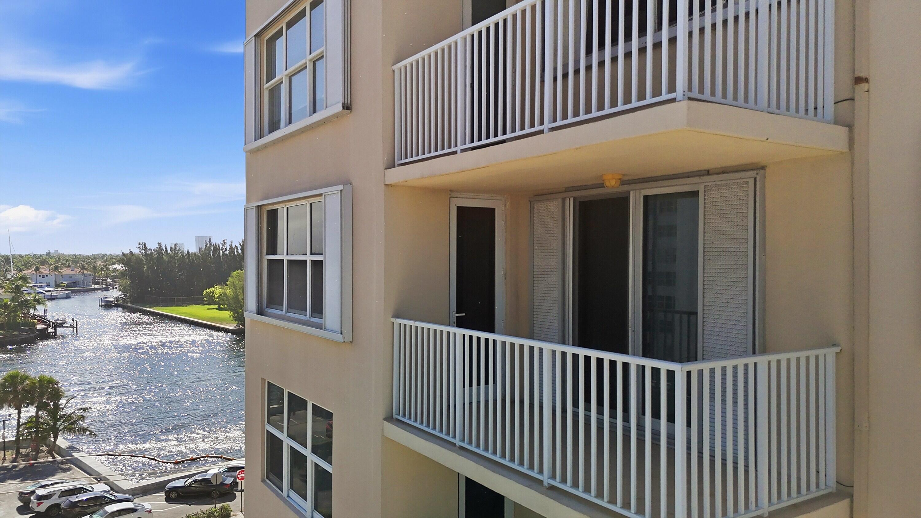 1401 S Ocean Drive 704 Property Photo 35