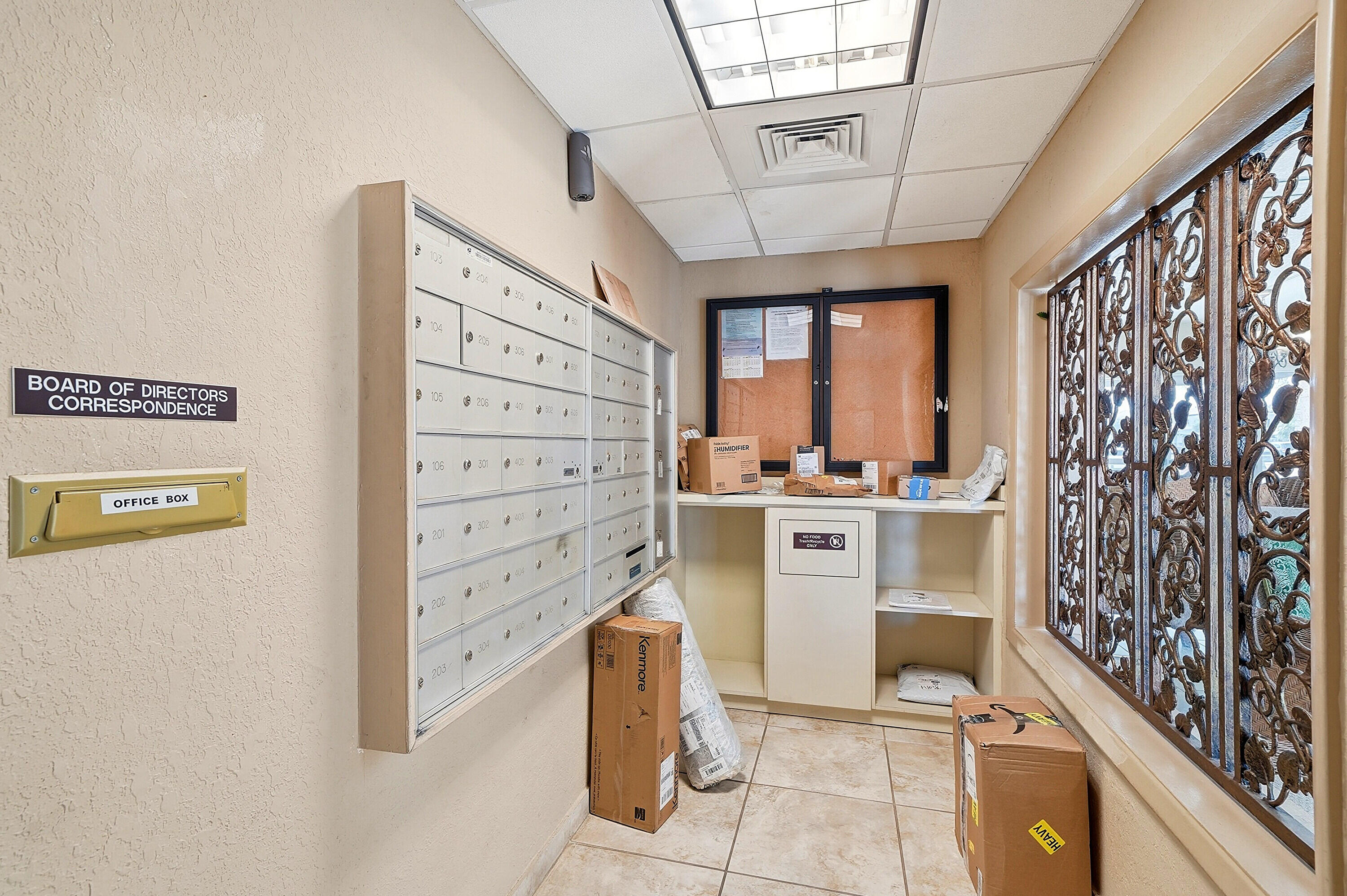 1401 S Ocean Drive 704 Property Photo 48