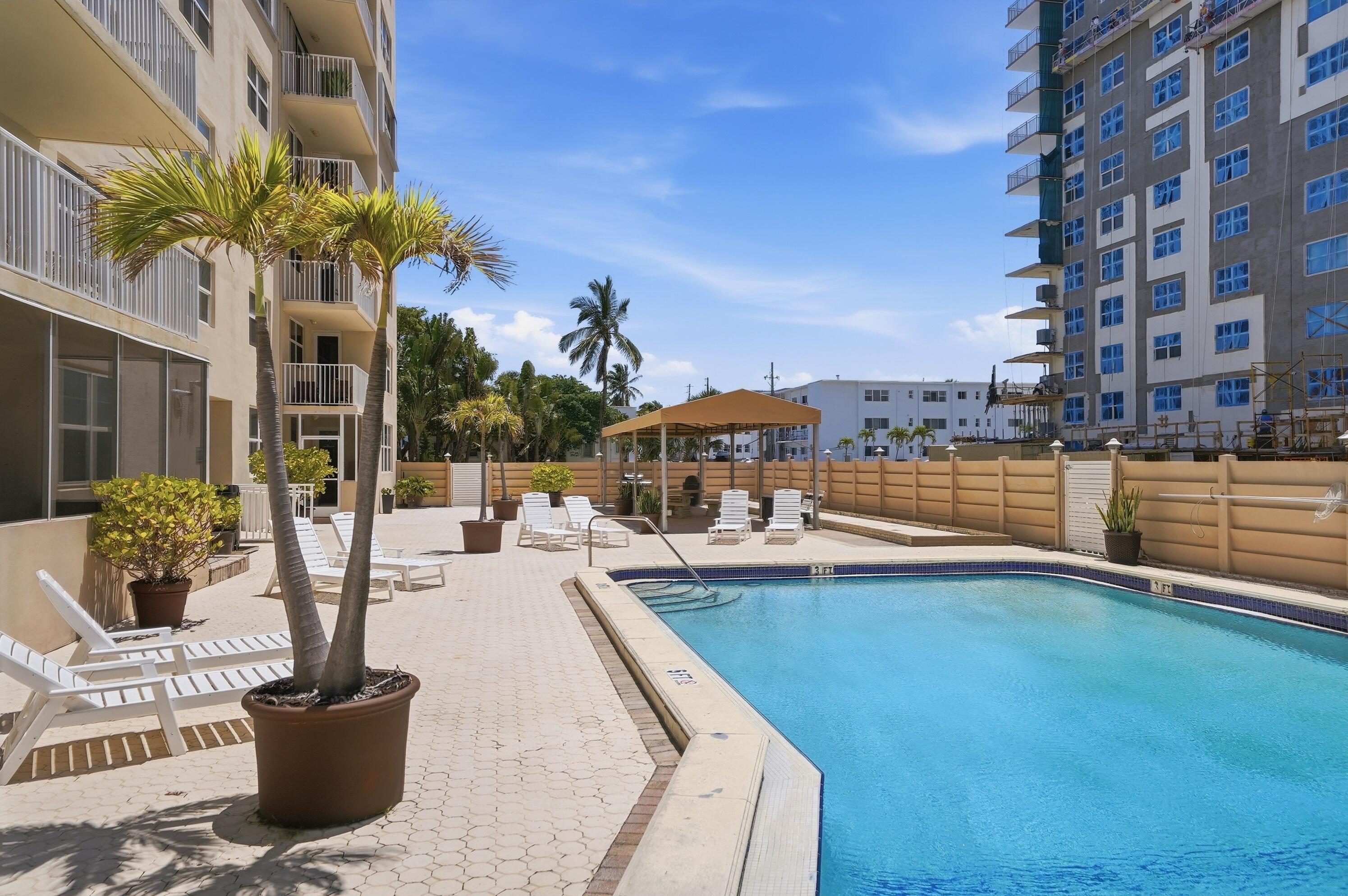 1401 S Ocean Drive 704 Property Photo 63