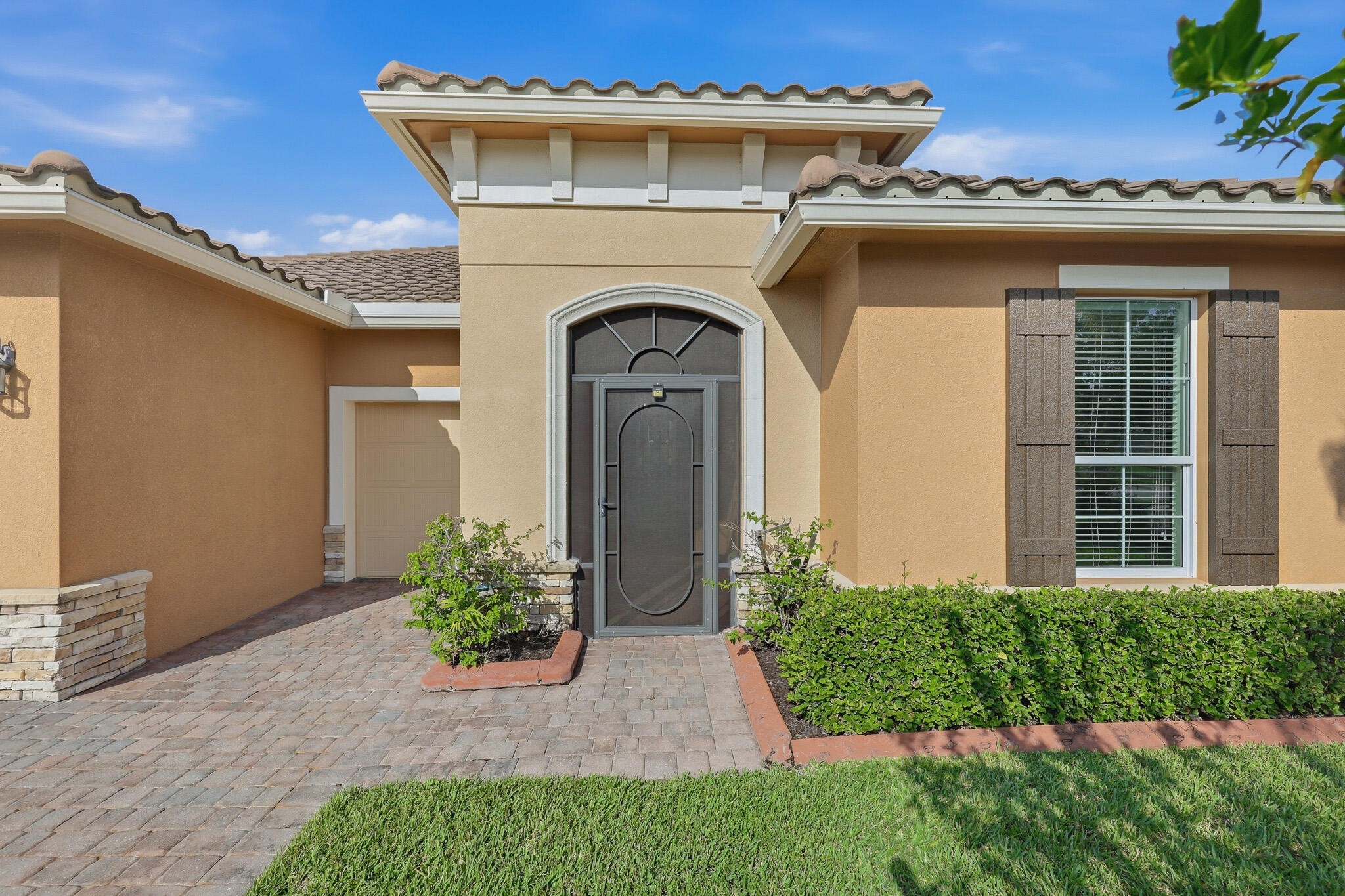 11126 Sw Vitalia Court Property Photo 3