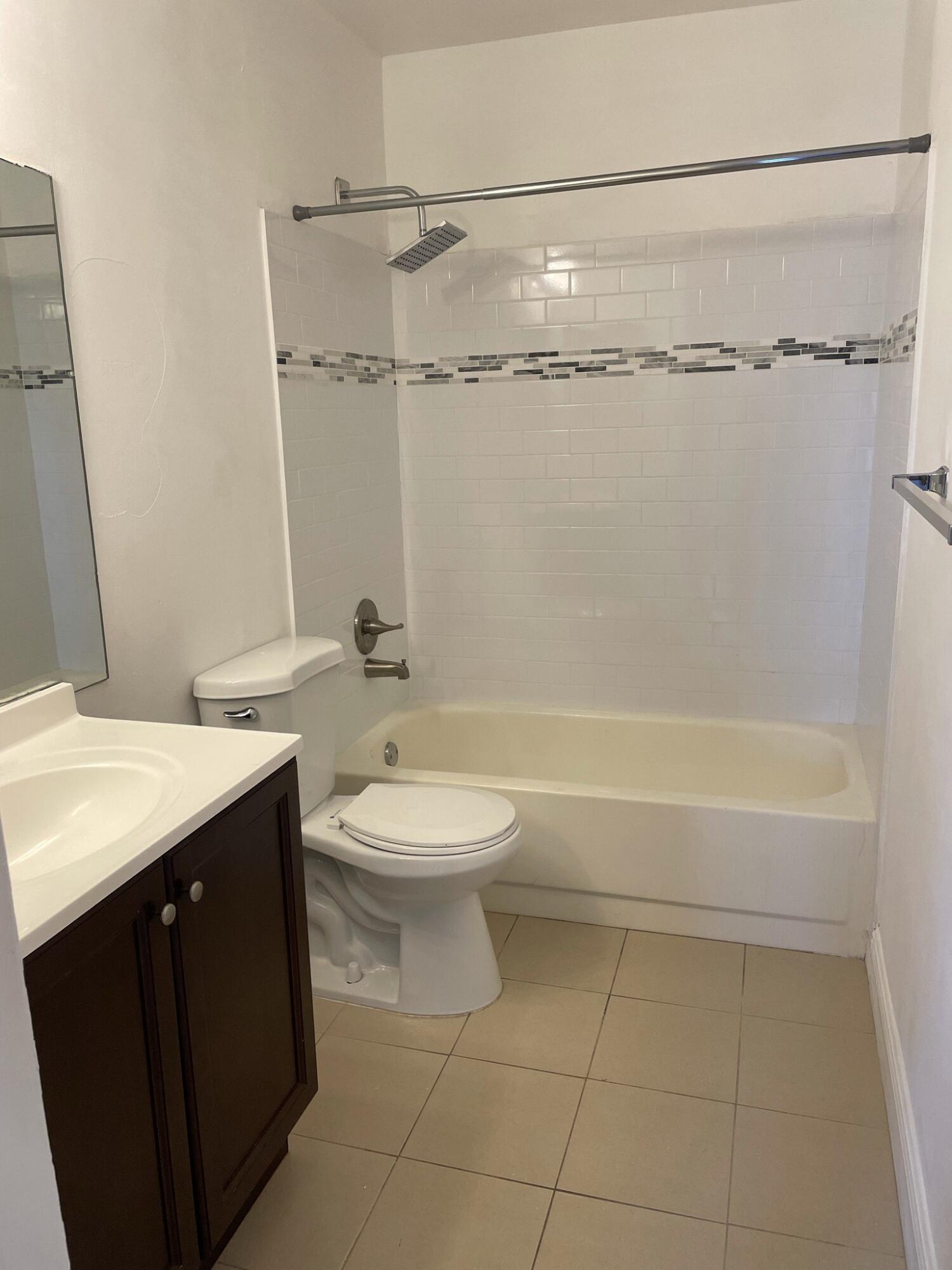 1990 Sw 9th Street 1-2 Property Photo 2