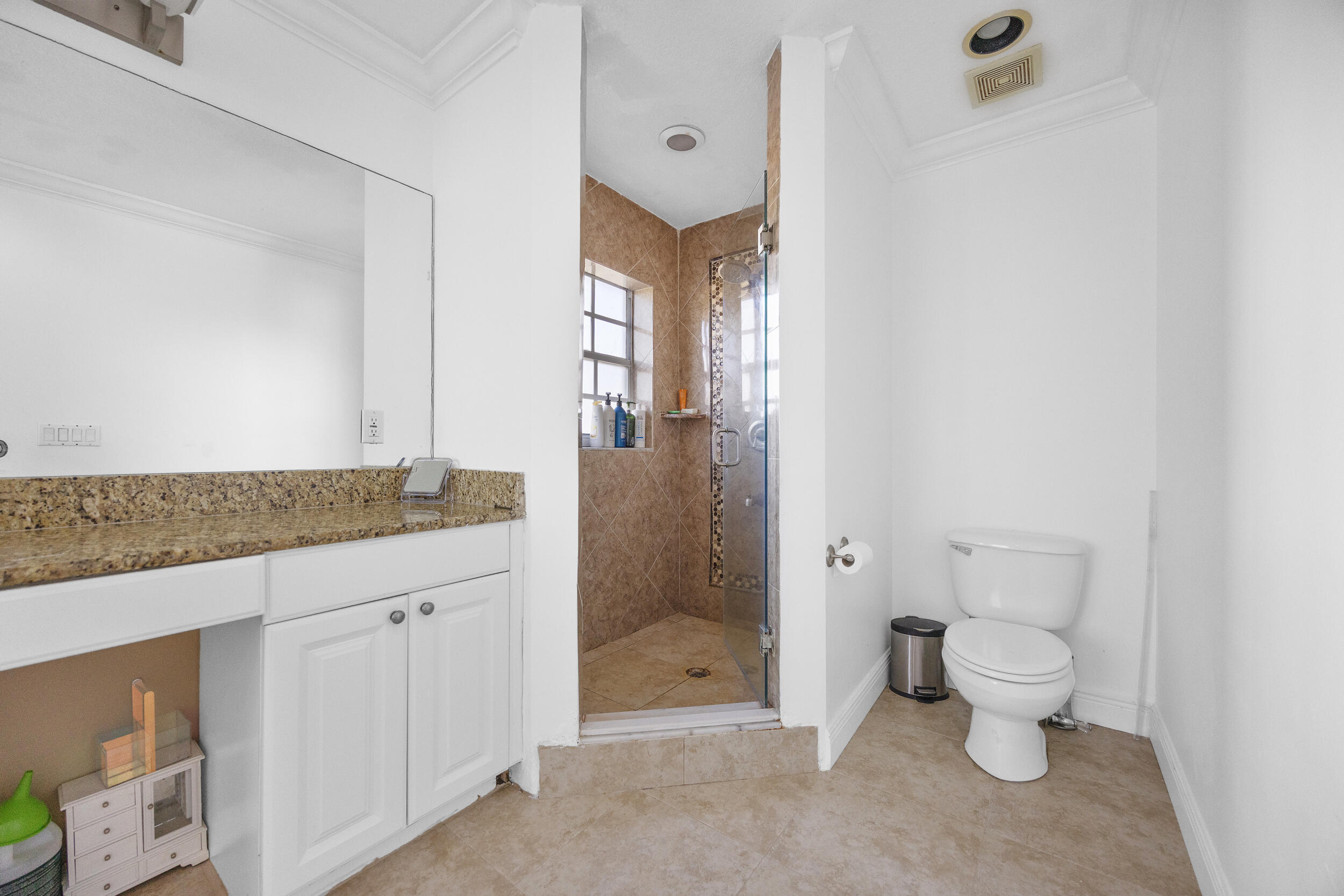 6934 Grapeview Boulevard Property Photo 41