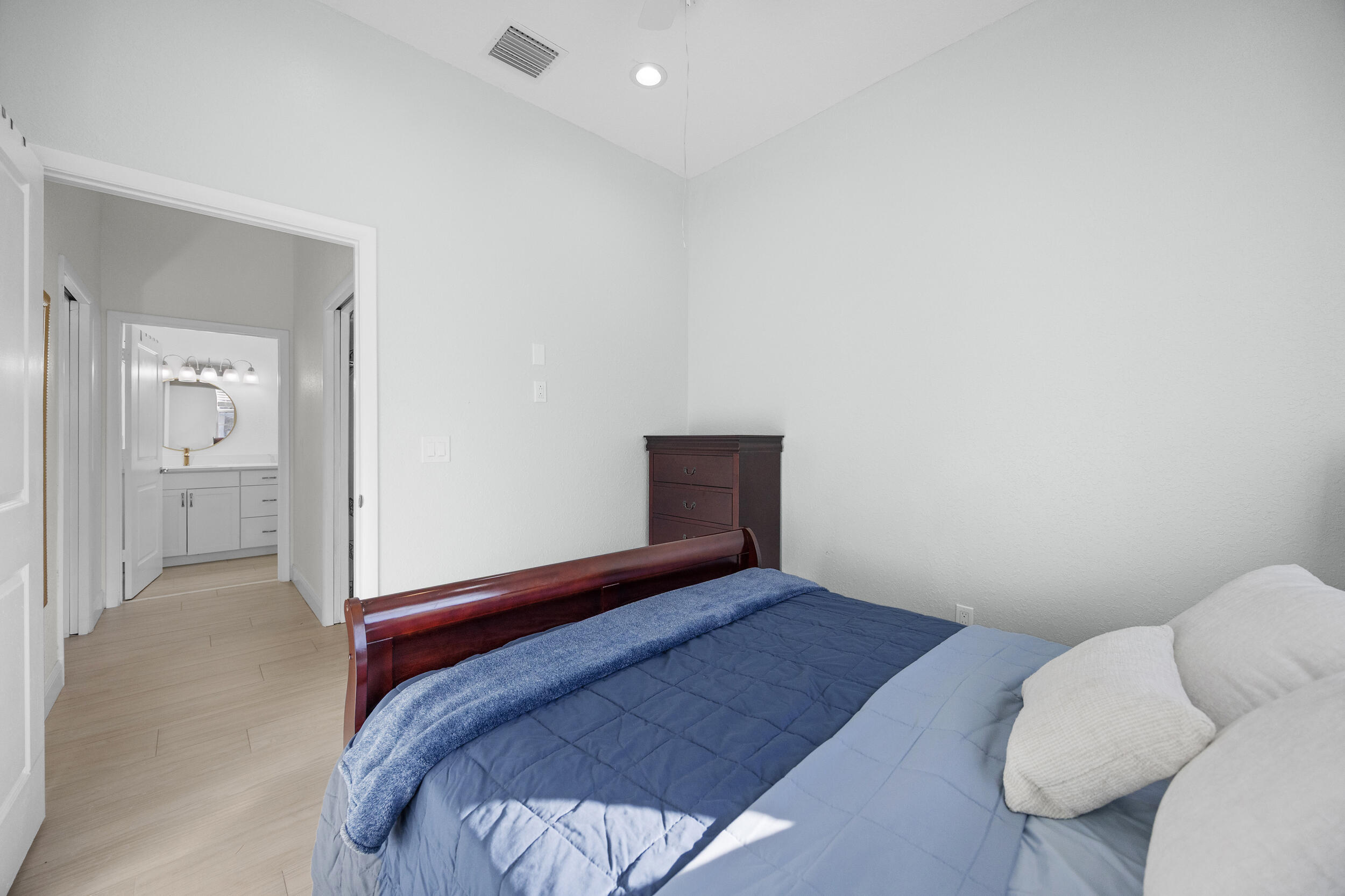 6934 Grapeview Boulevard Property Photo 43