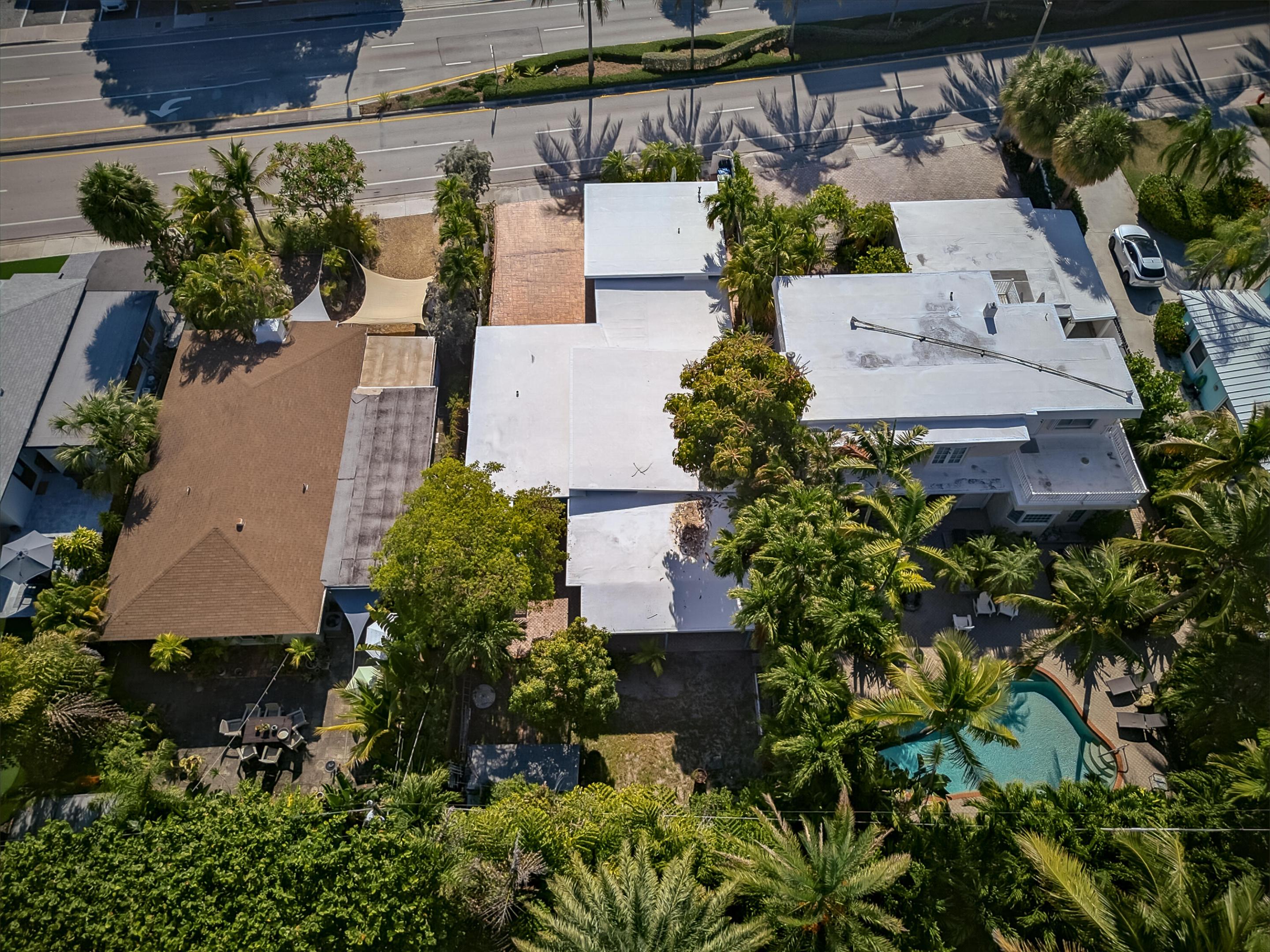2318 N Ocean Boulevard Property Photo 33
