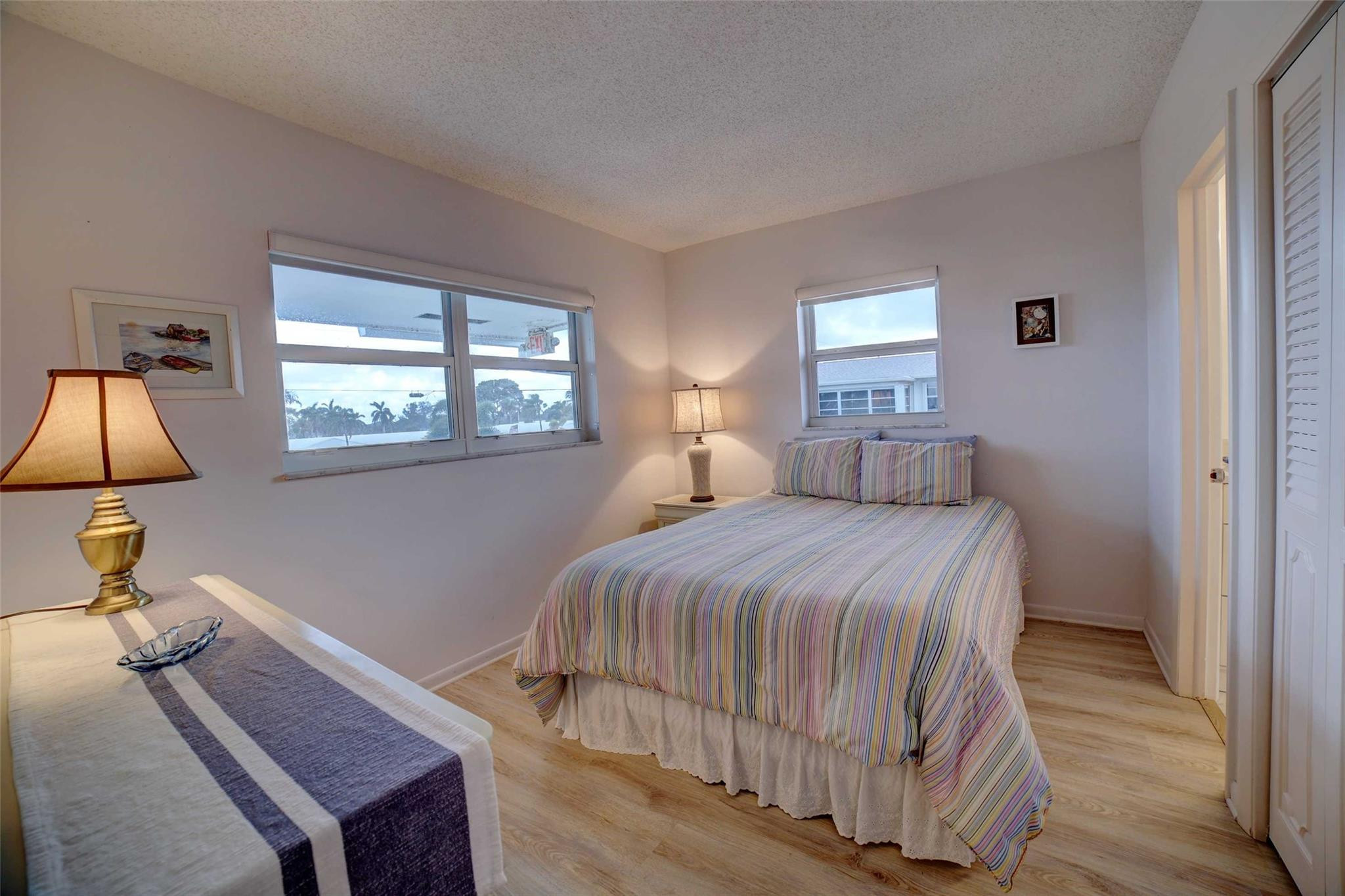1801 Ocean Drive 201 Property Photo 5