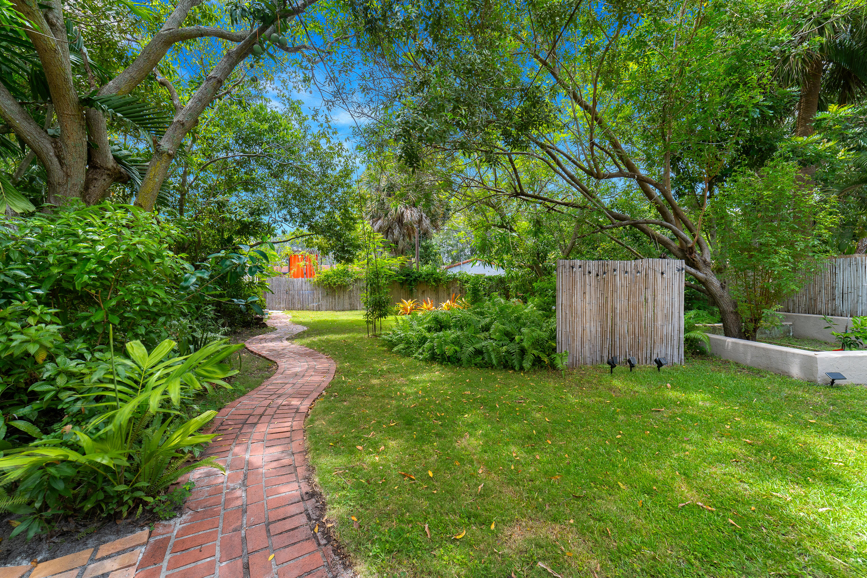 1535 Dewey Street Property Photo 33