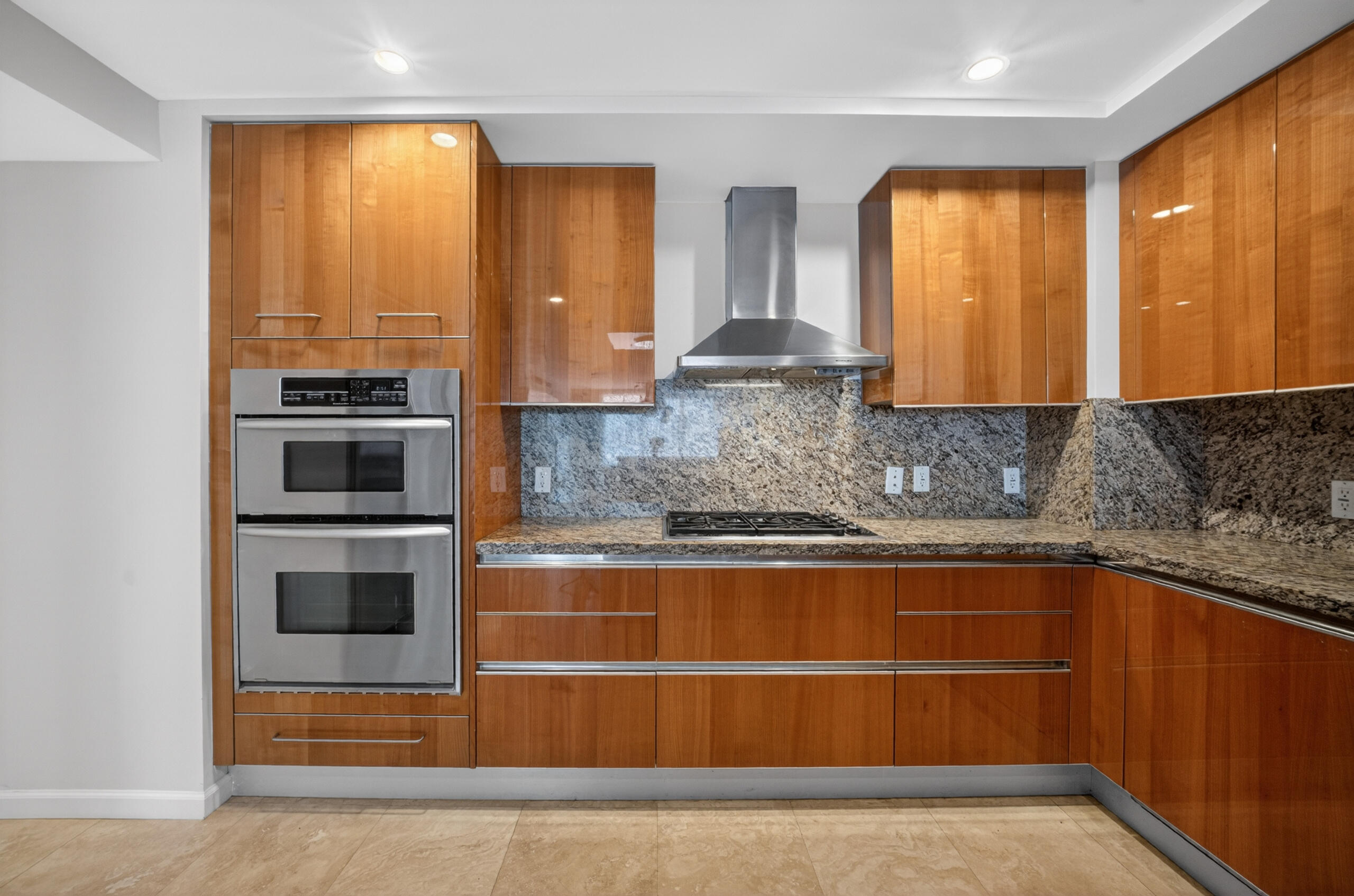 45 Hendricks Isle 403 Property Photo 50