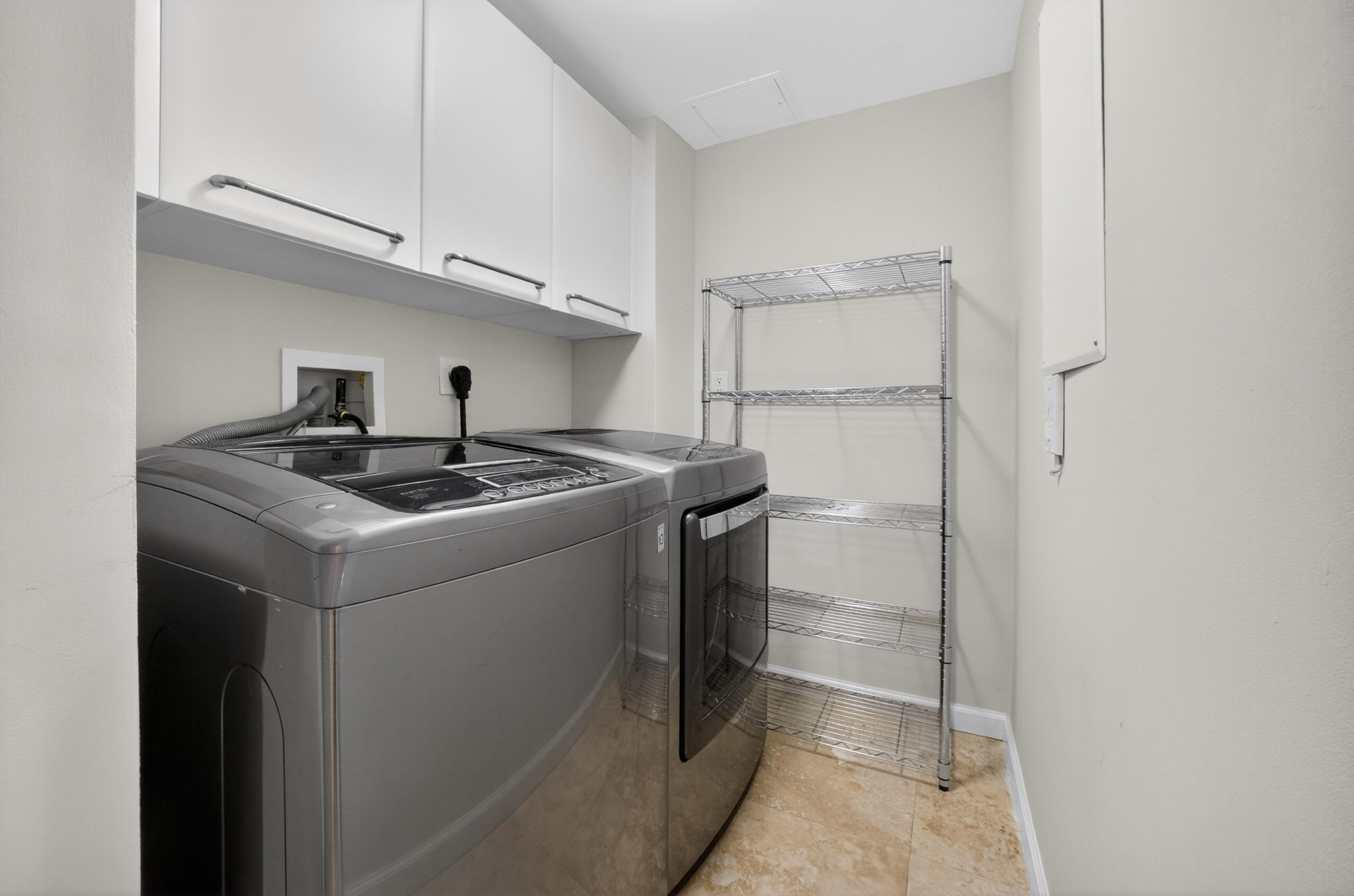 45 Hendricks Isle 403 Property Photo 51