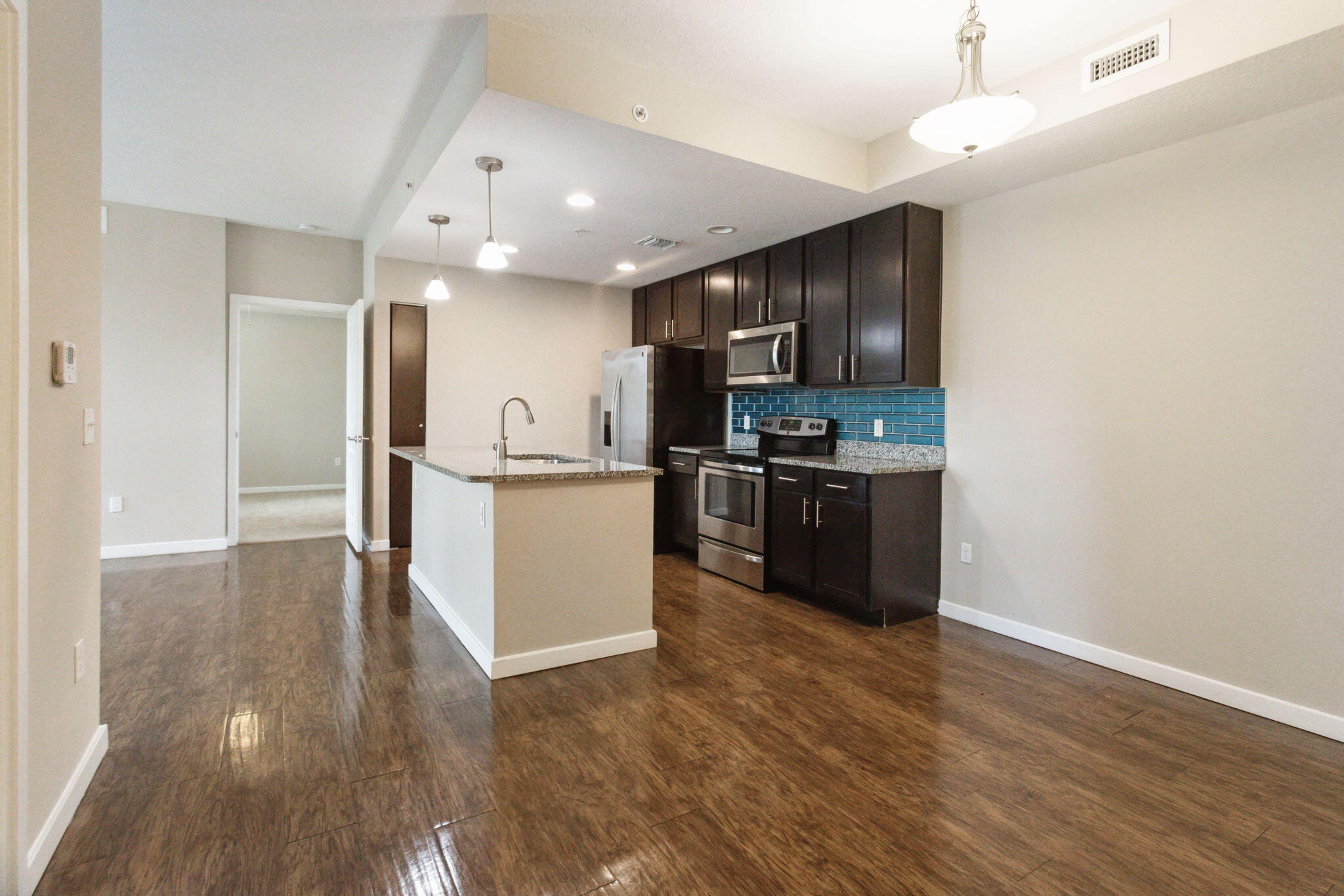 3603 High Ridge Way 302 Property Photo 2