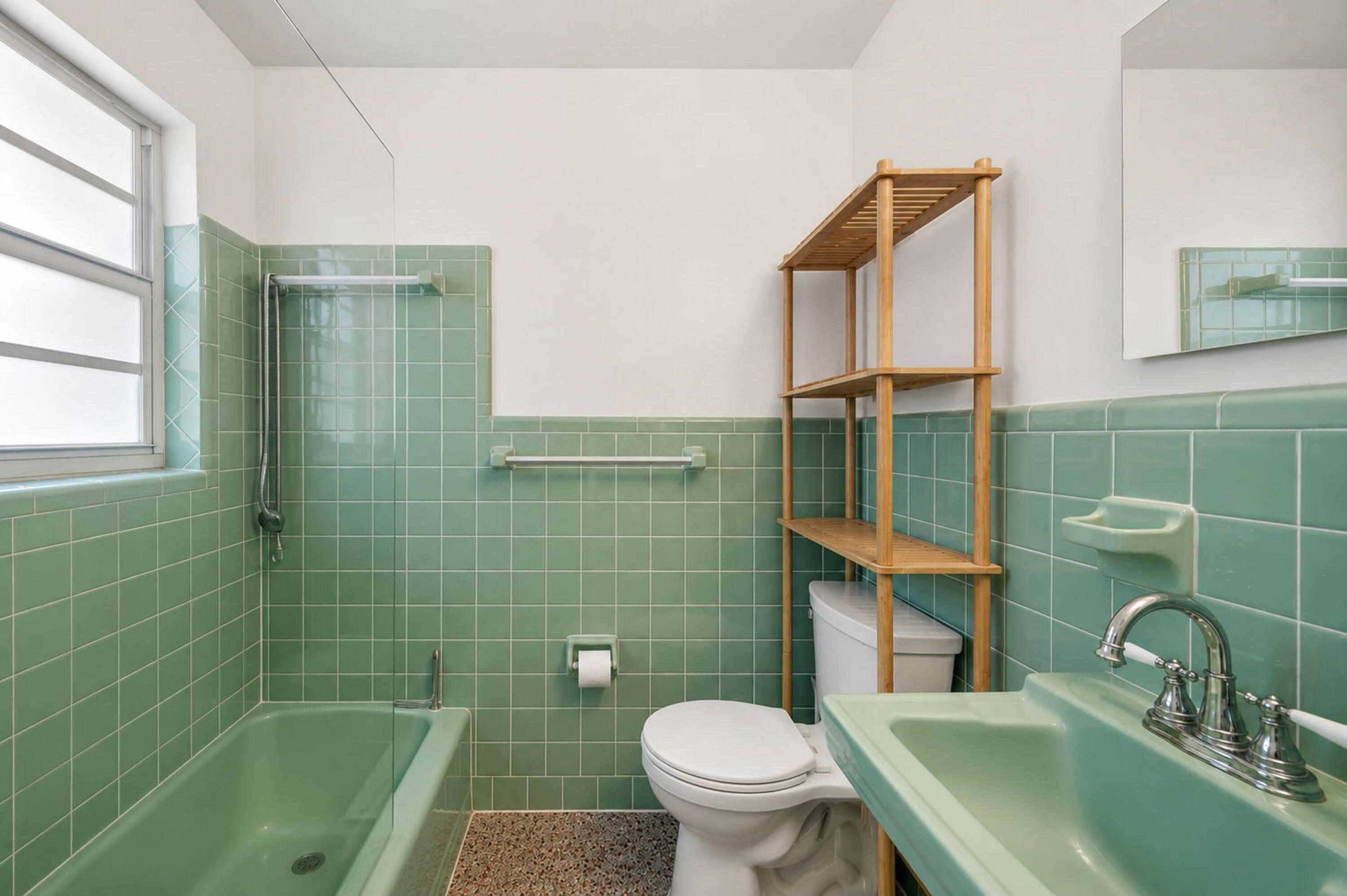 430 N K Street Property Photo 14