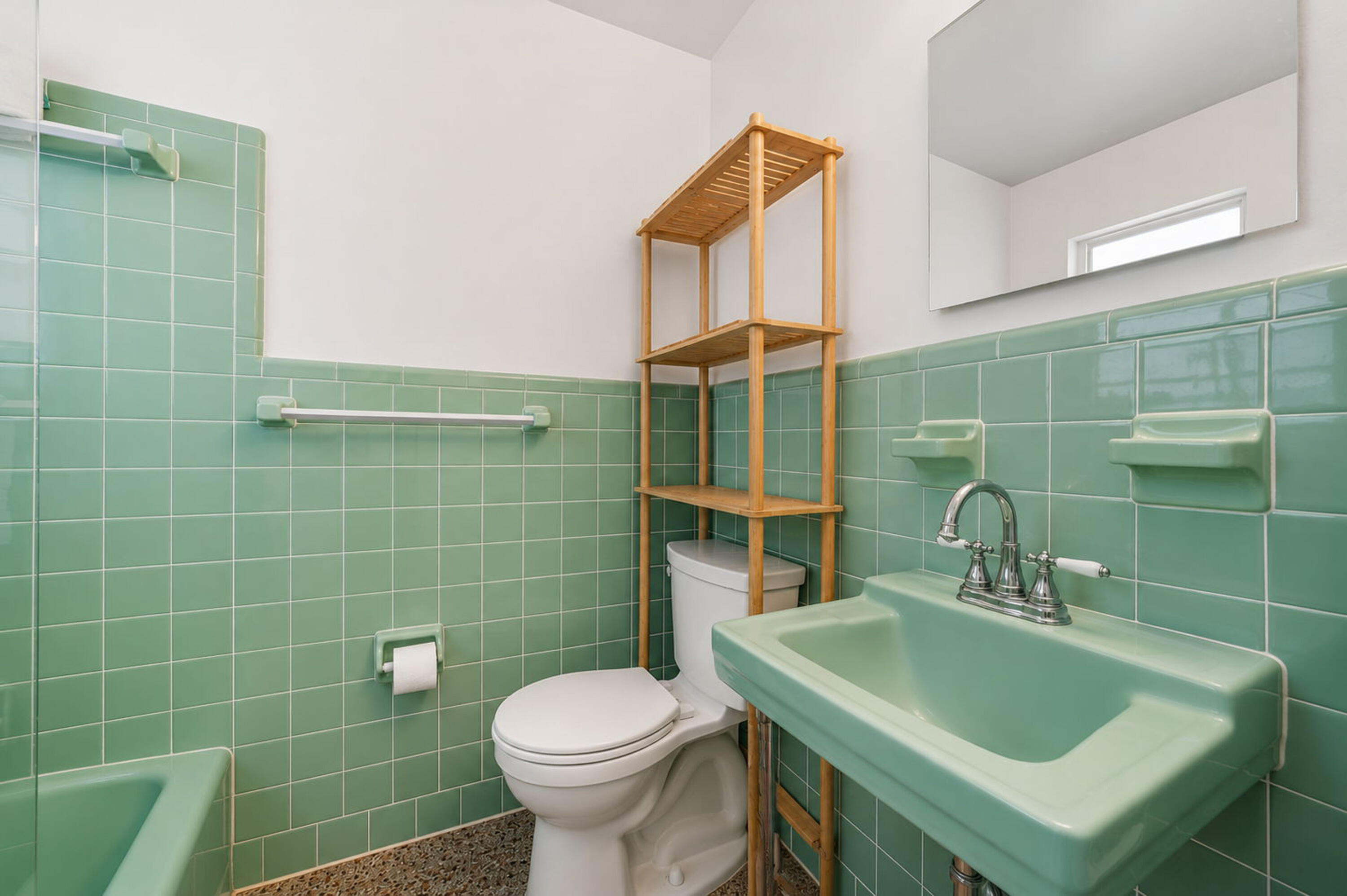 430 N K Street Property Photo 15