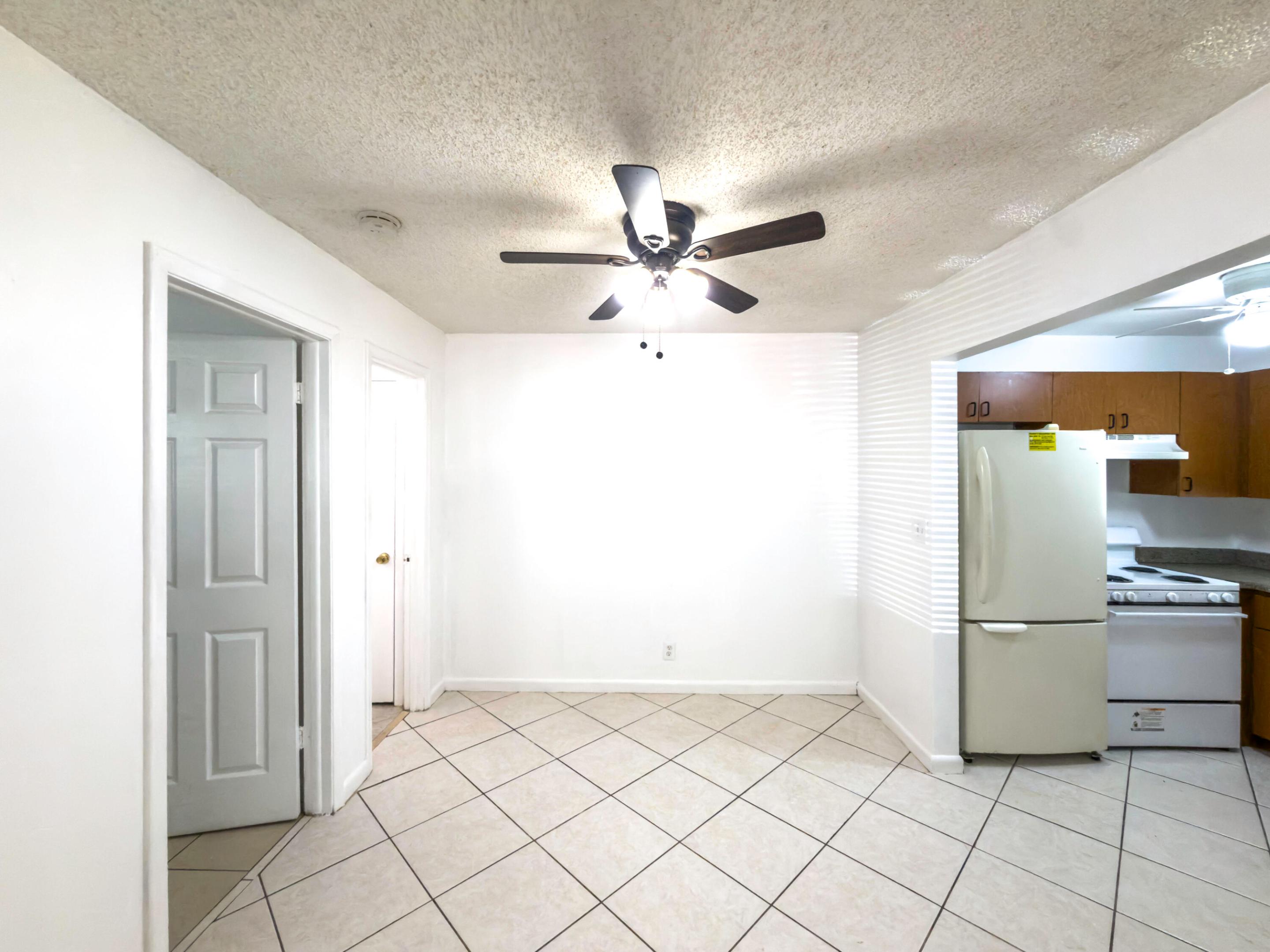 4109 Riverside Drive Property Photo 3