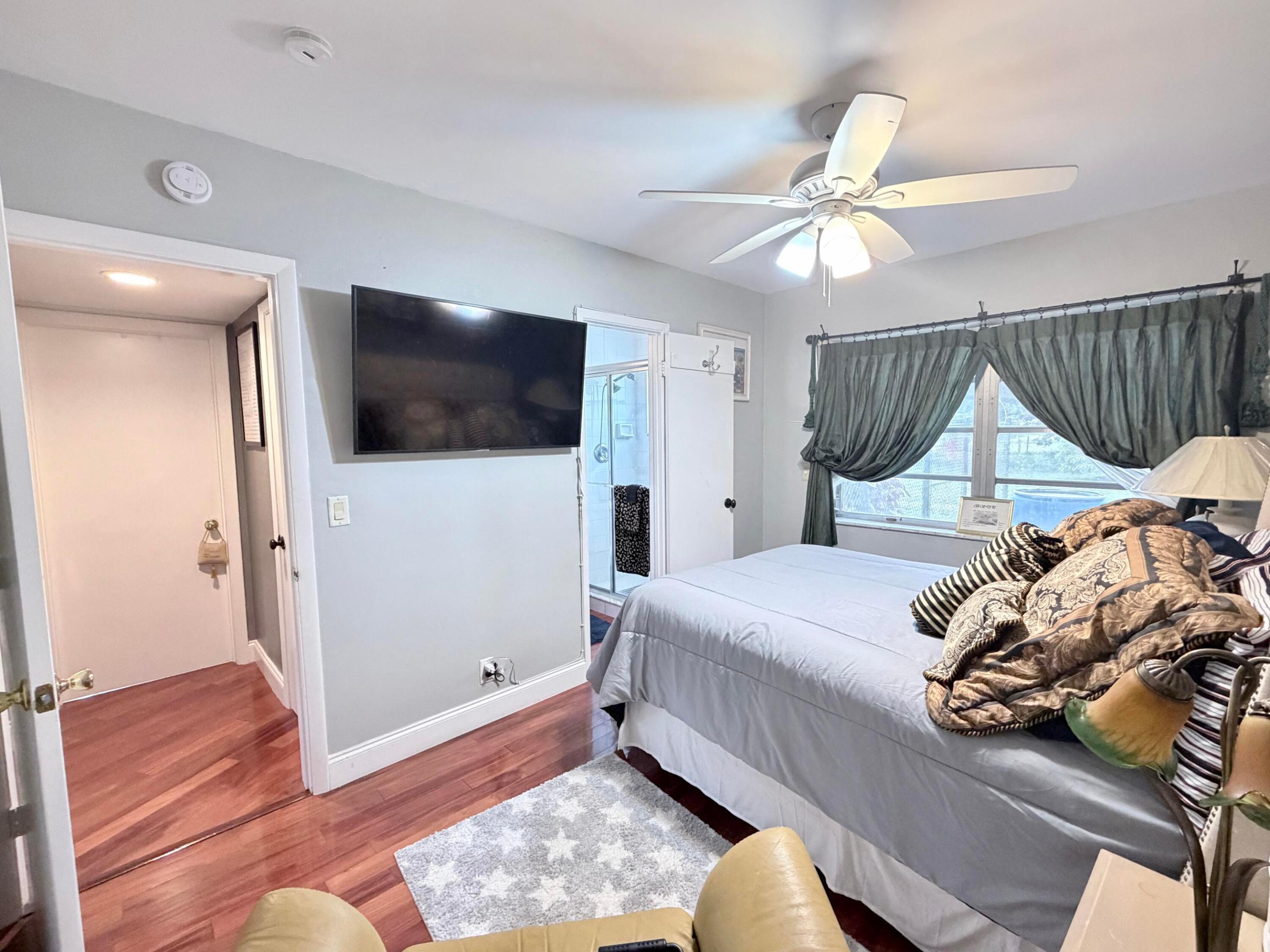 B26041154 Property Photo 11