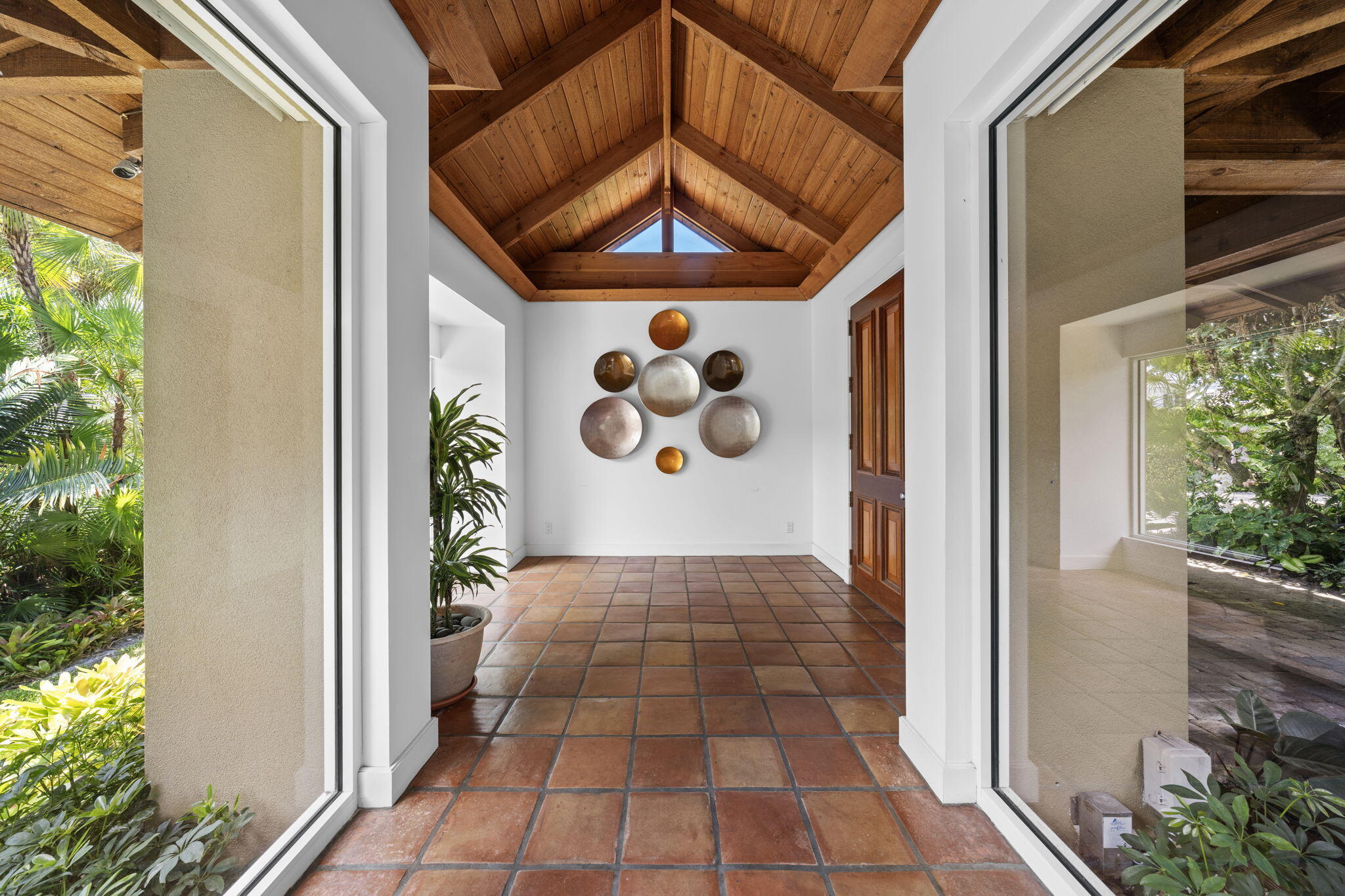 6 La Costa Way Property Photo 5