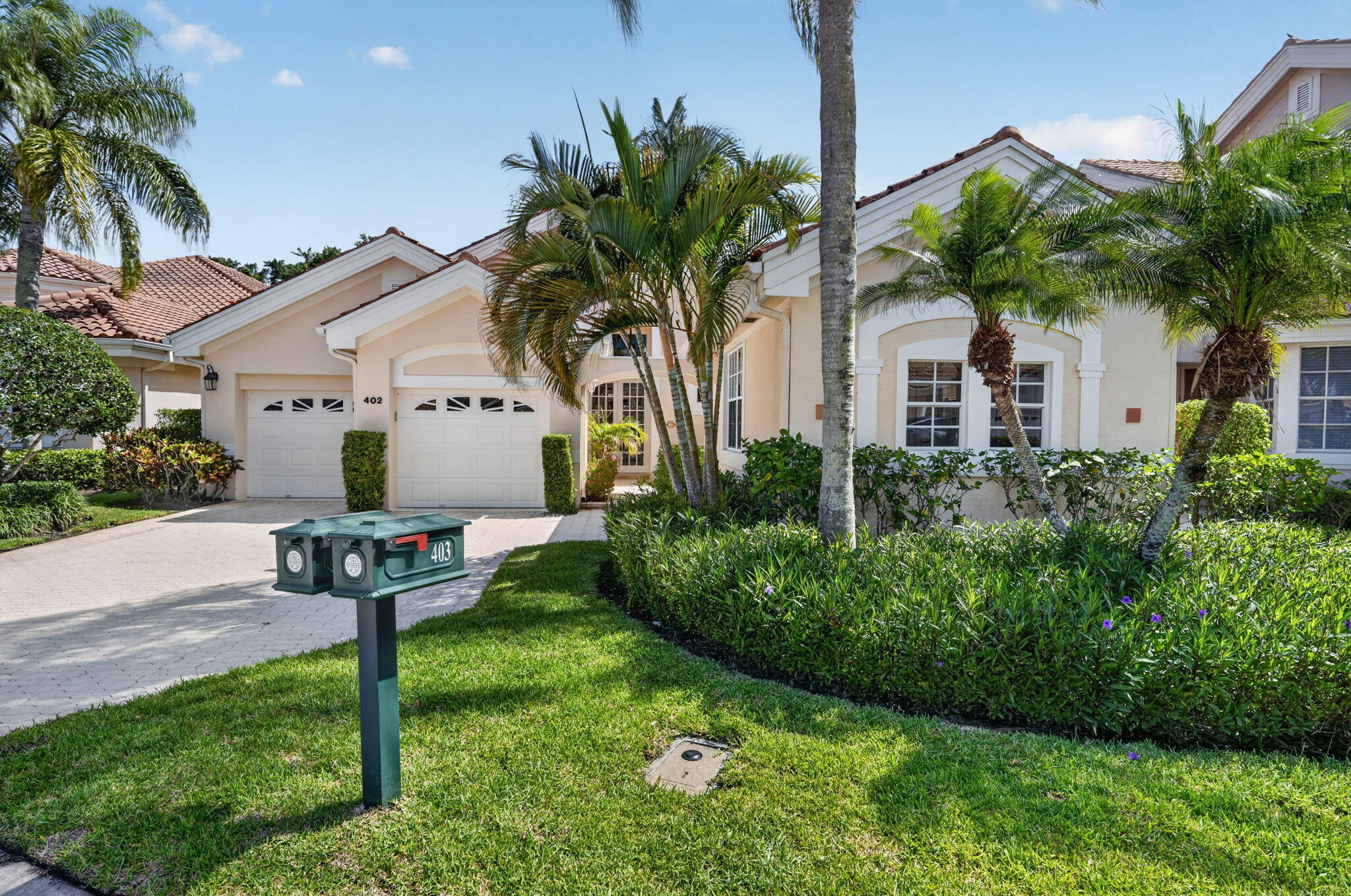 402 Eagleton Cove Way Property Photo 1