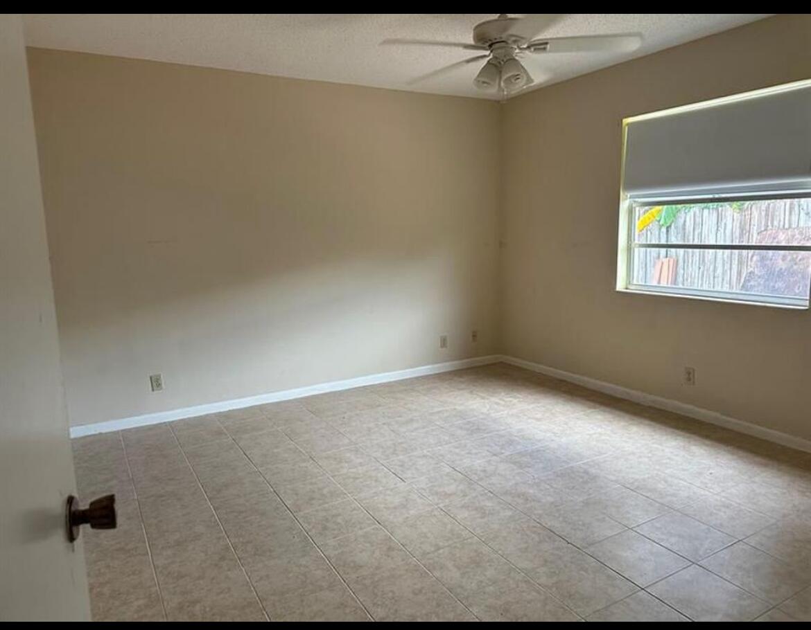 8682 Satalite Terrace Property Photo 13