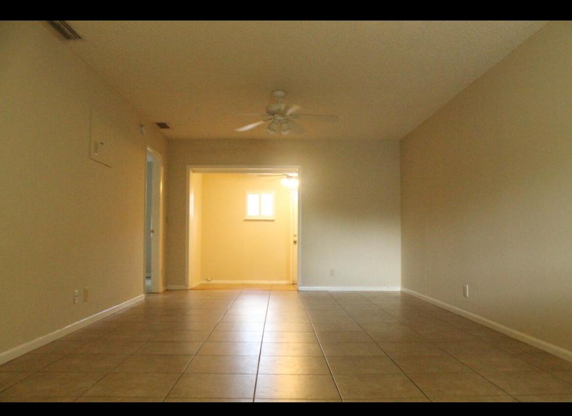 8682 Satalite Terrace Property Photo 14