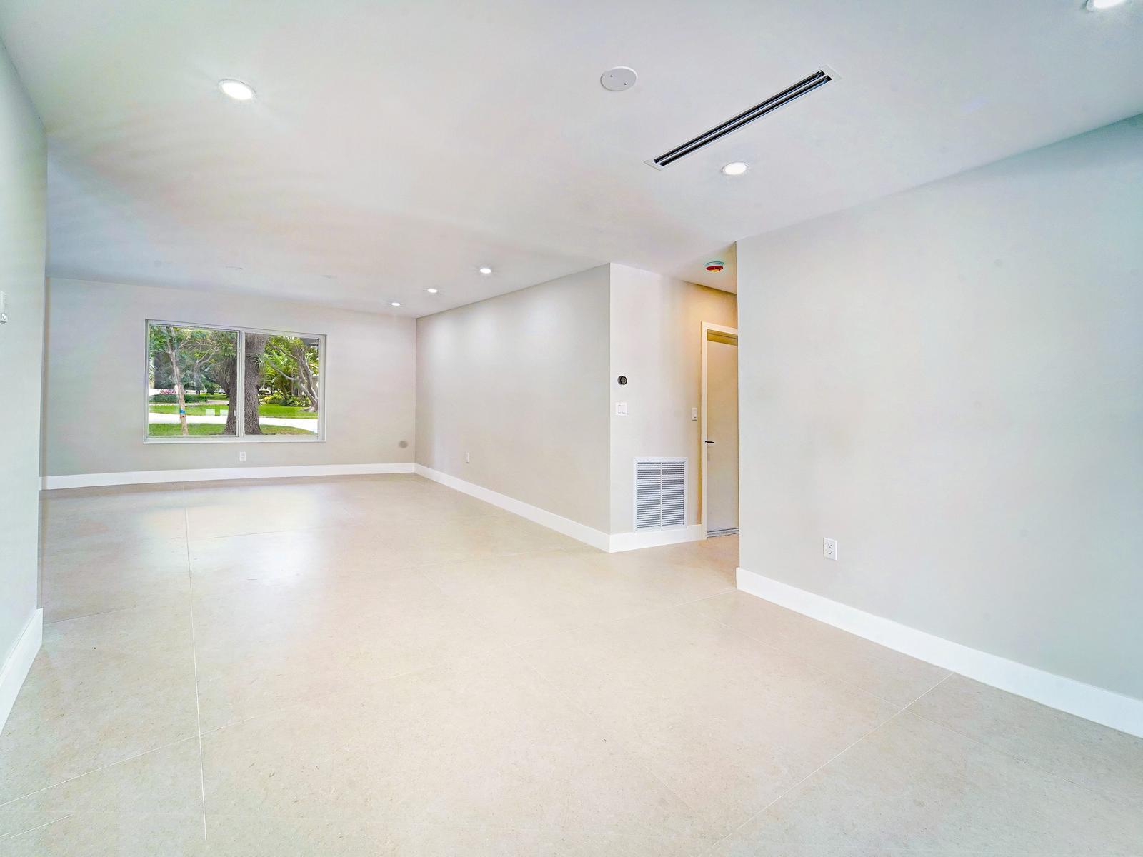 12305 Sw 73rd Avenue Property Photo 12