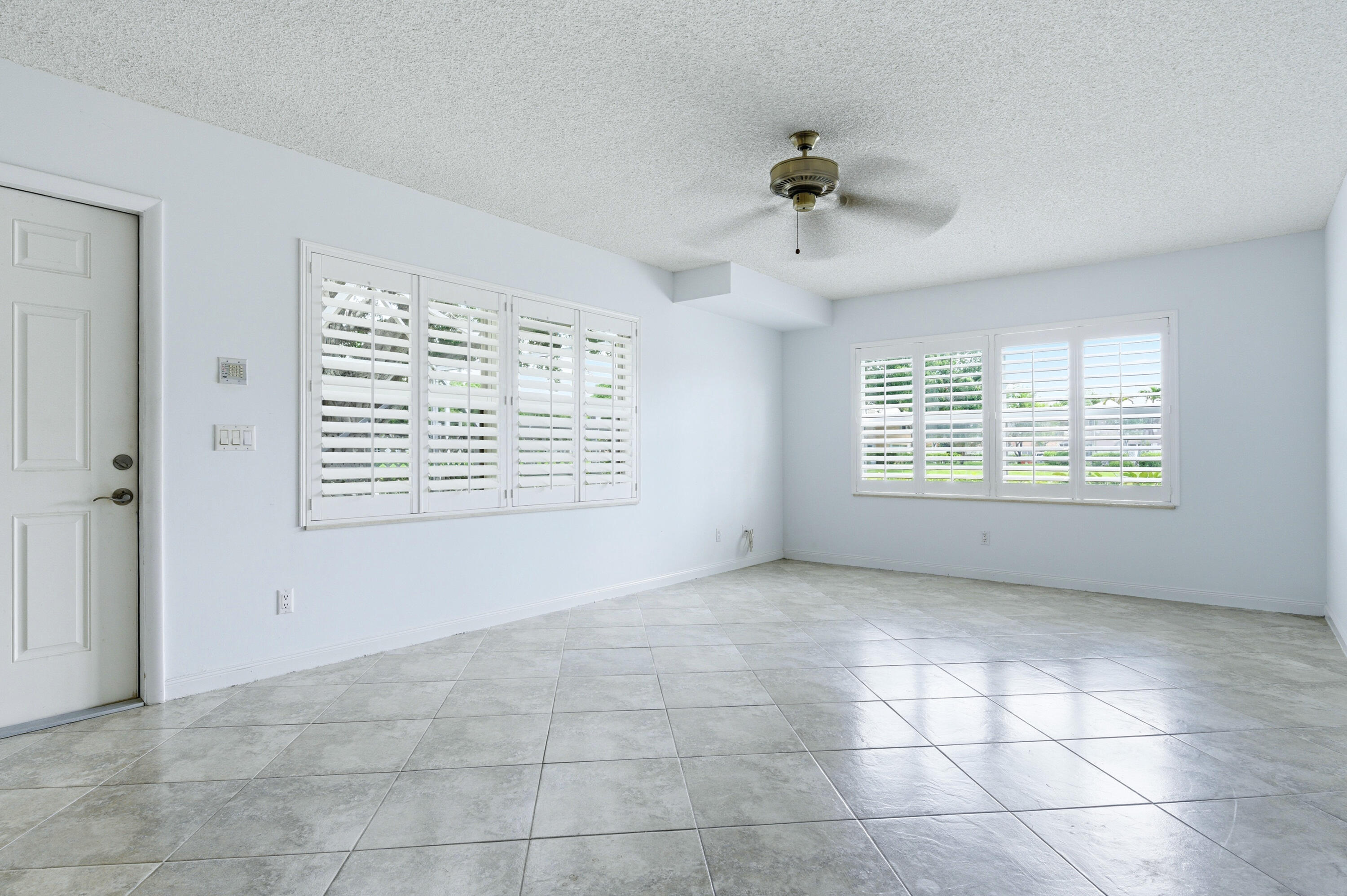 1809 Middleton Way Property Photo 6
