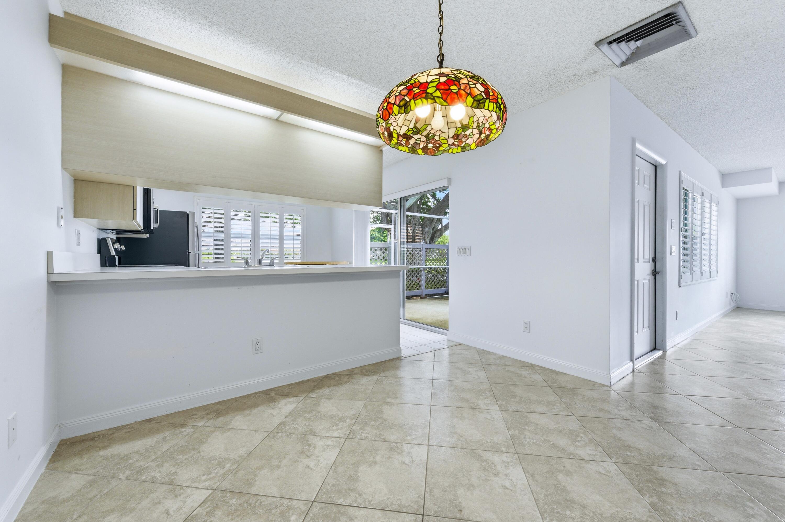 1809 Middleton Way Property Photo 9