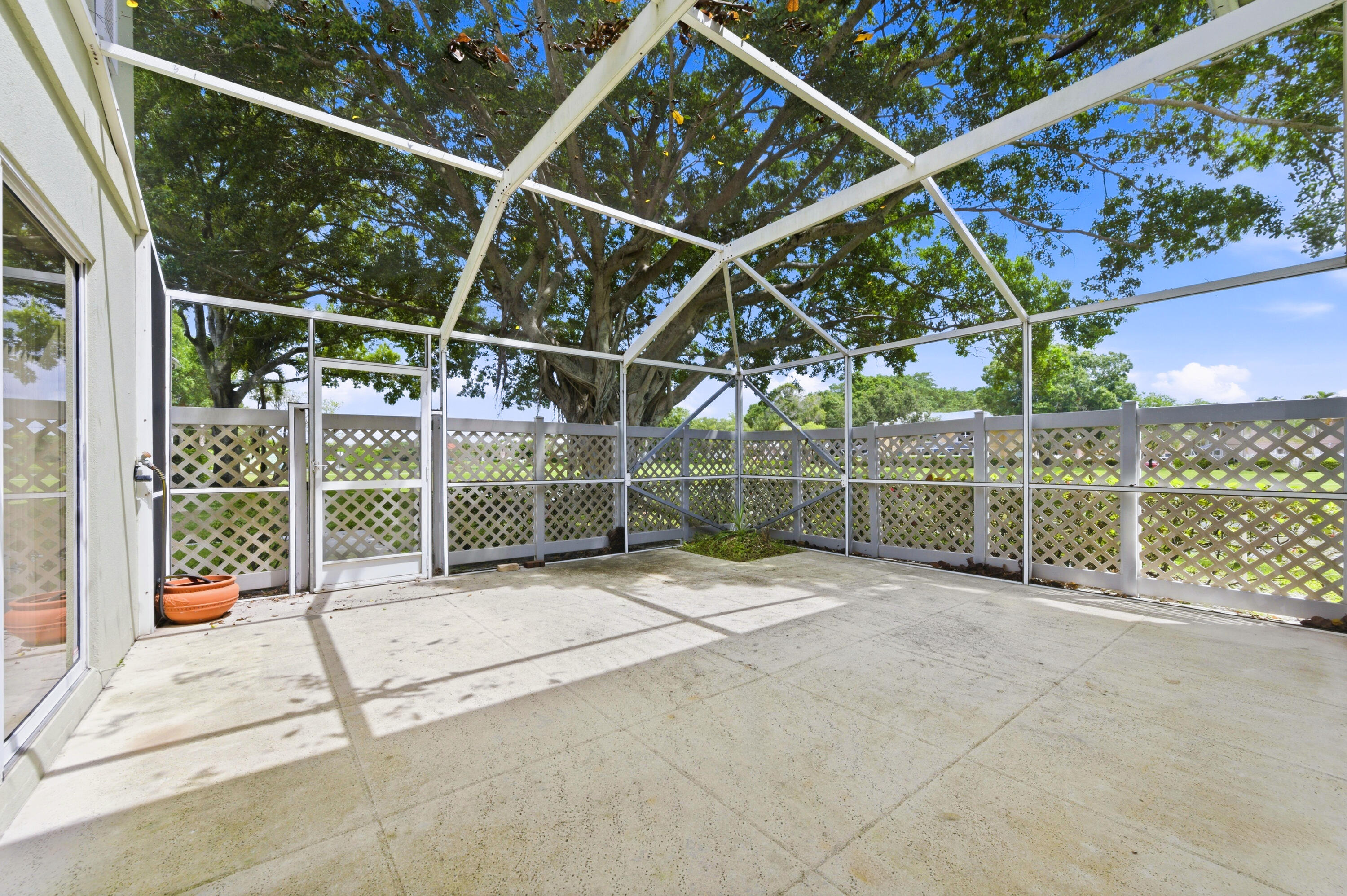1809 Middleton Way Property Photo 14