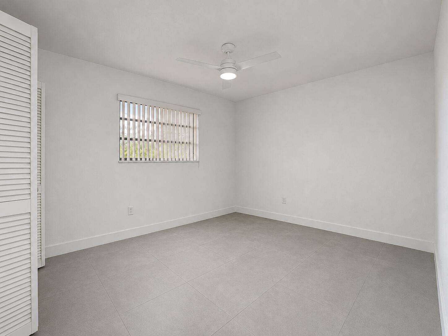 2152 Sw 72nd Avenue Property Photo 5