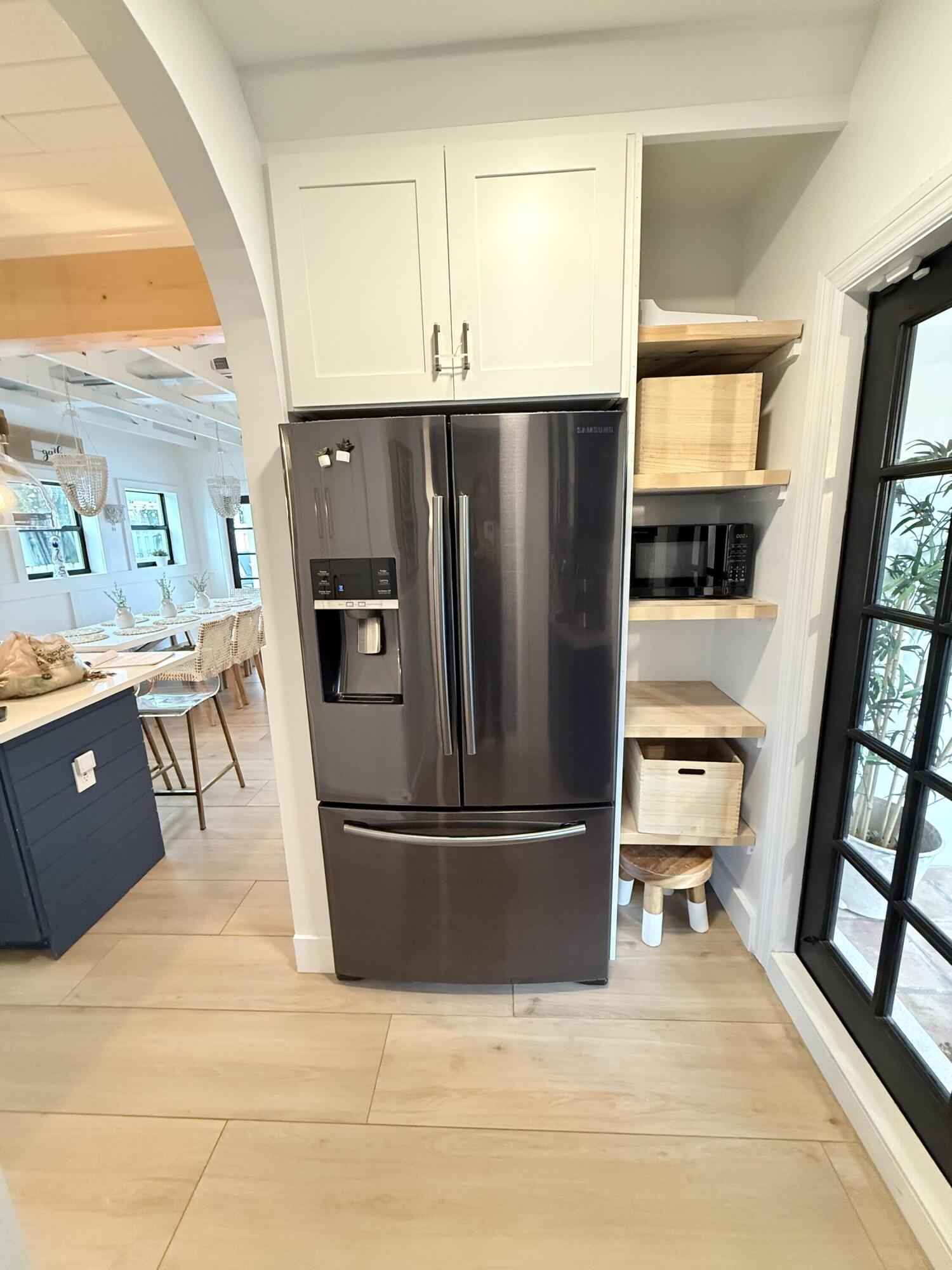 711 Sw 27th Way Property Photo 8