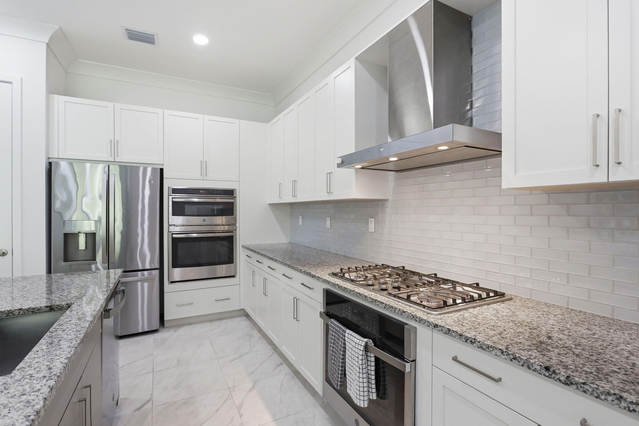 8544 Apple Falls Lane Property Photo 15