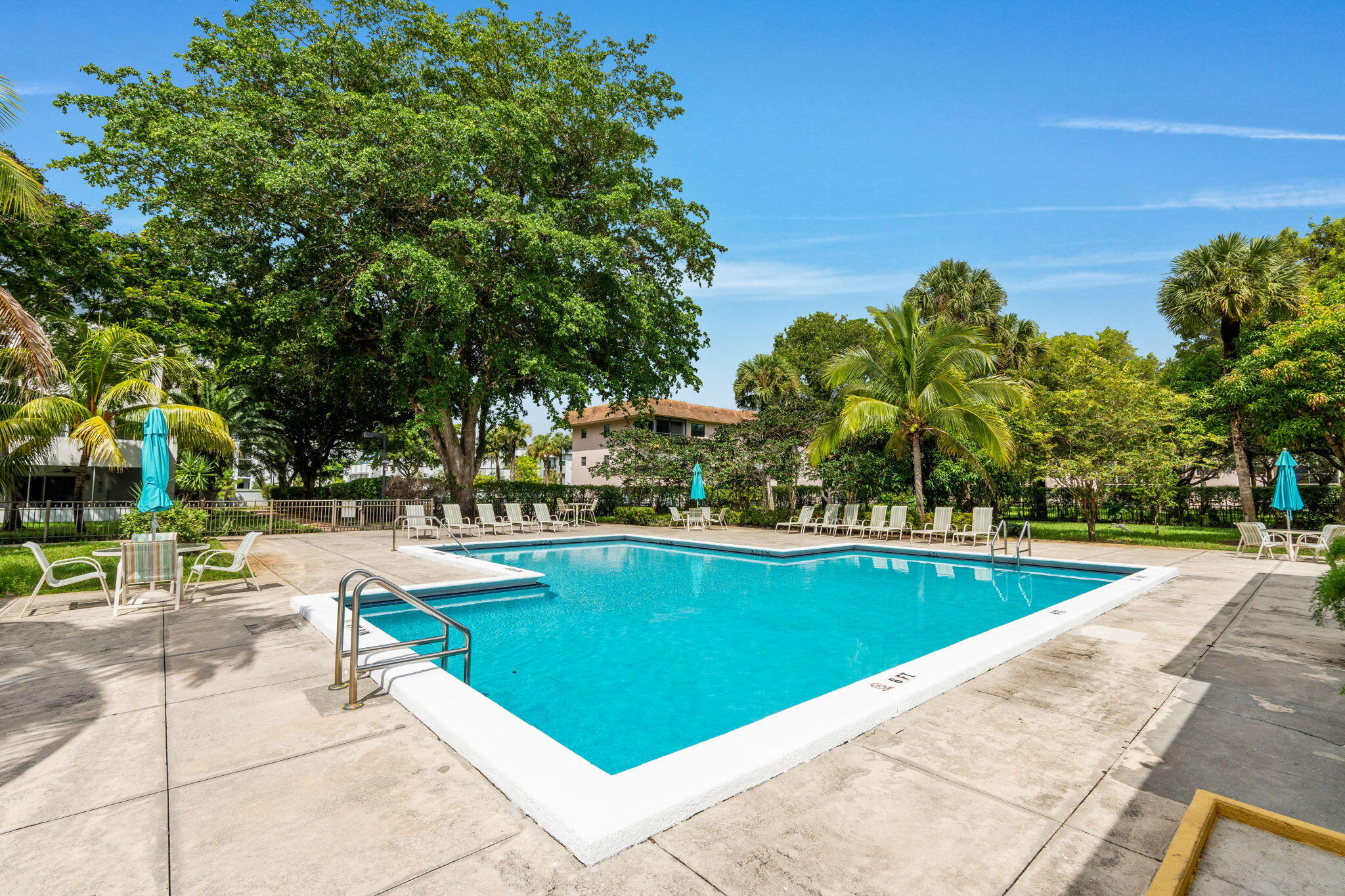 6095 N Sabal Palm Boulevard 207 Property Photo 31