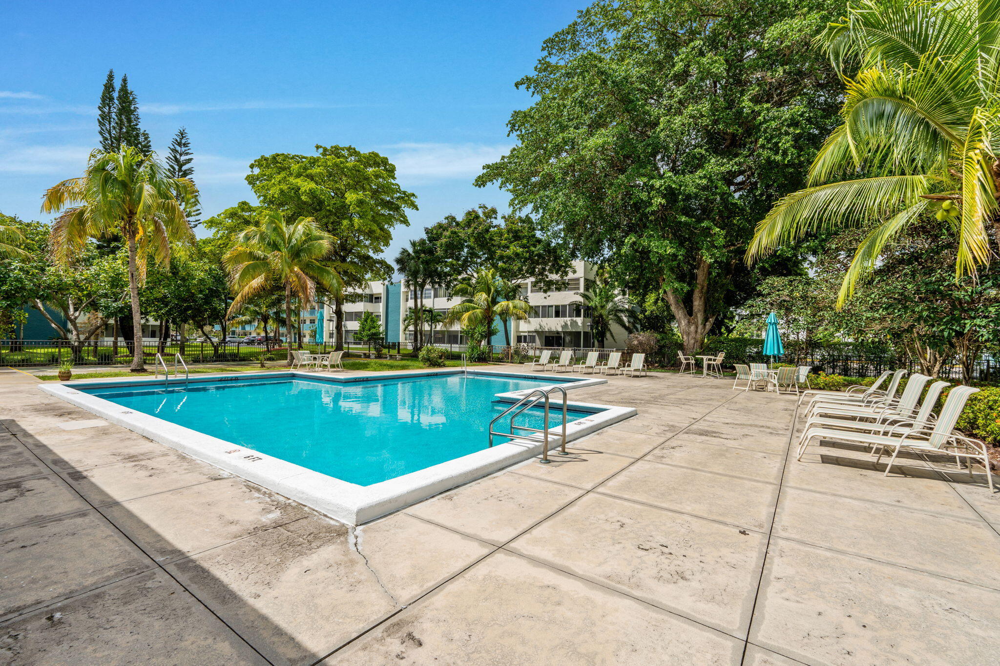 6095 N Sabal Palm Boulevard 207 Property Photo 32