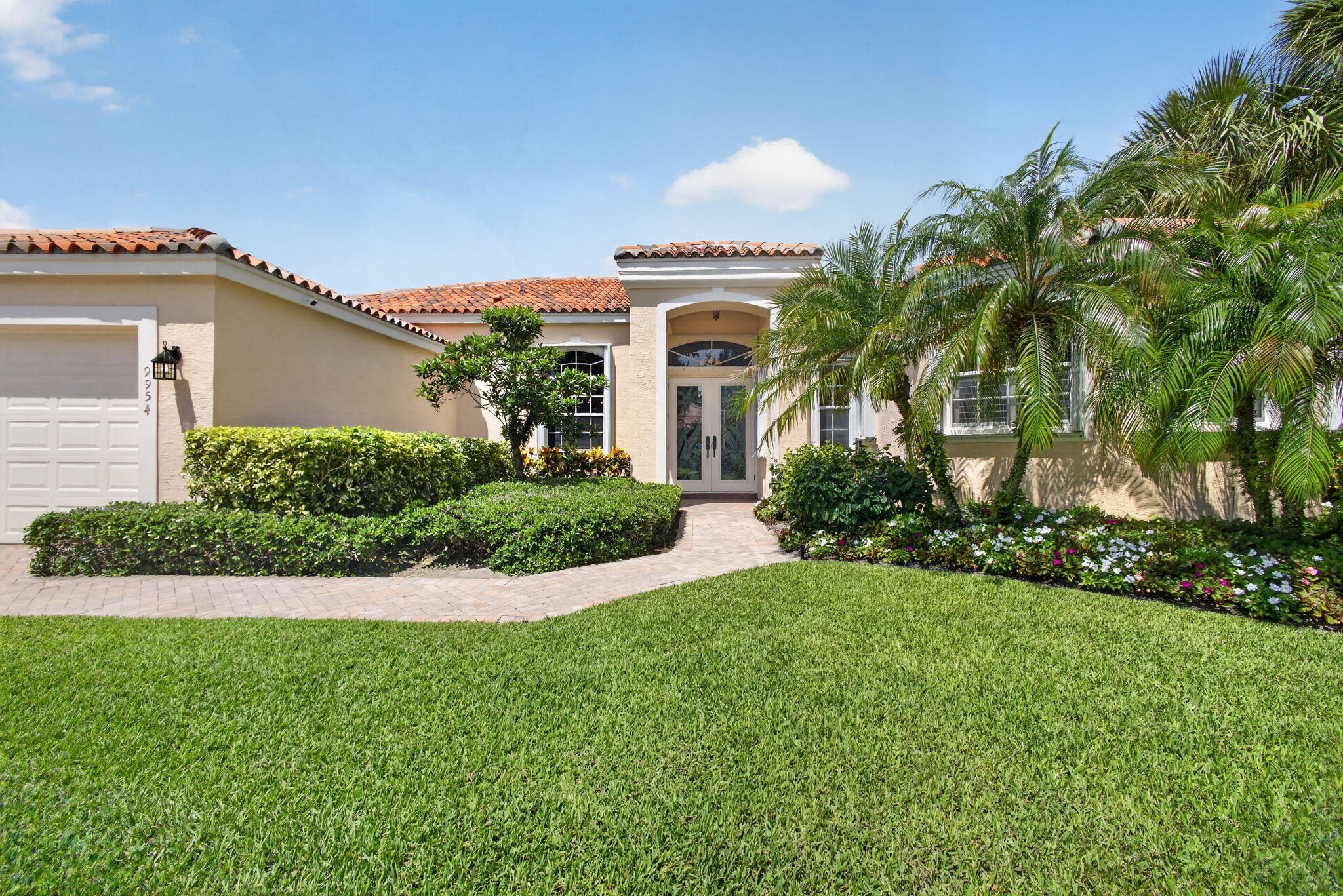 9954 Se Osprey Pointe Drive Se Property Photo 3