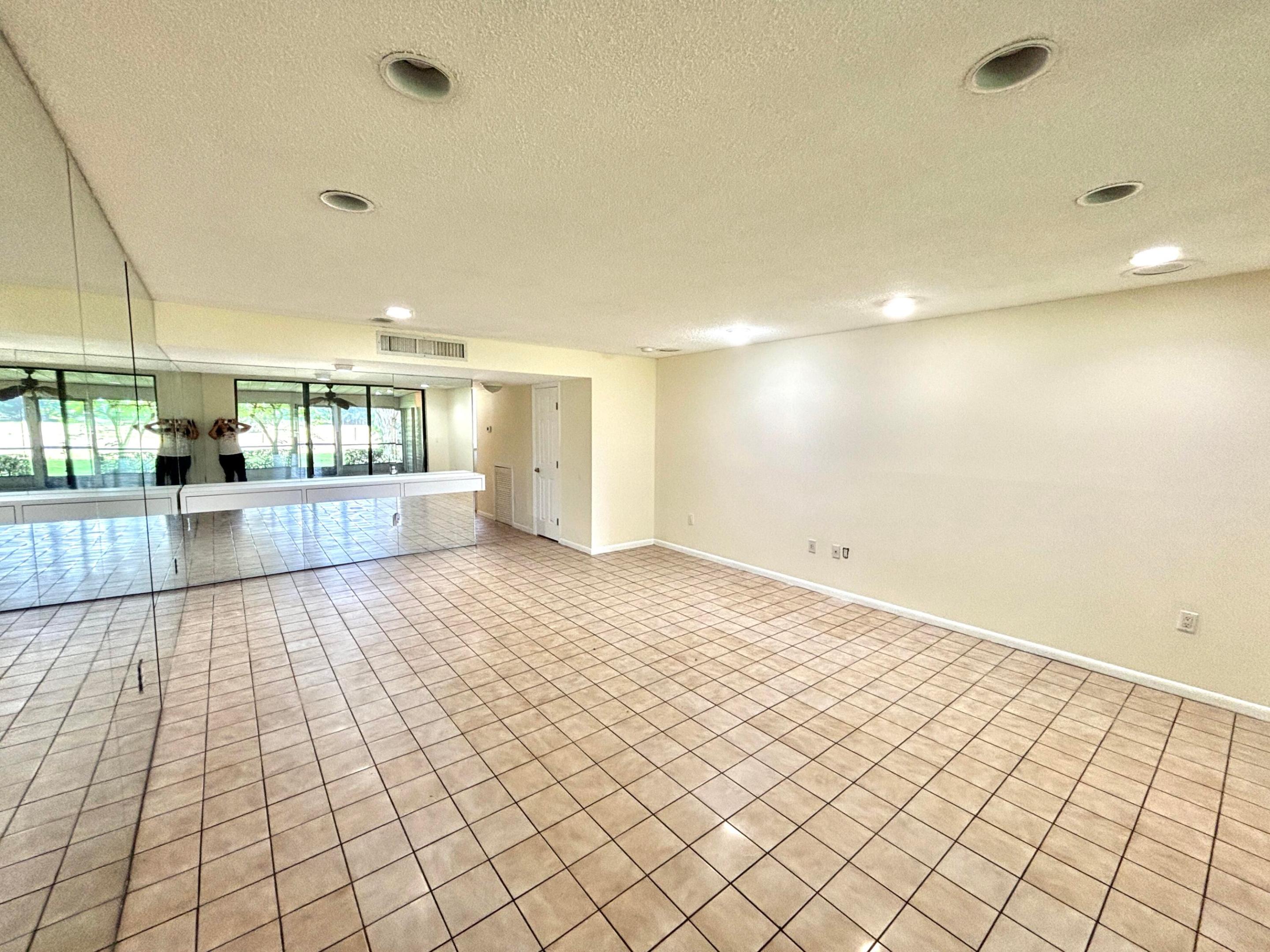 4807 Esedra Court Property Photo 4