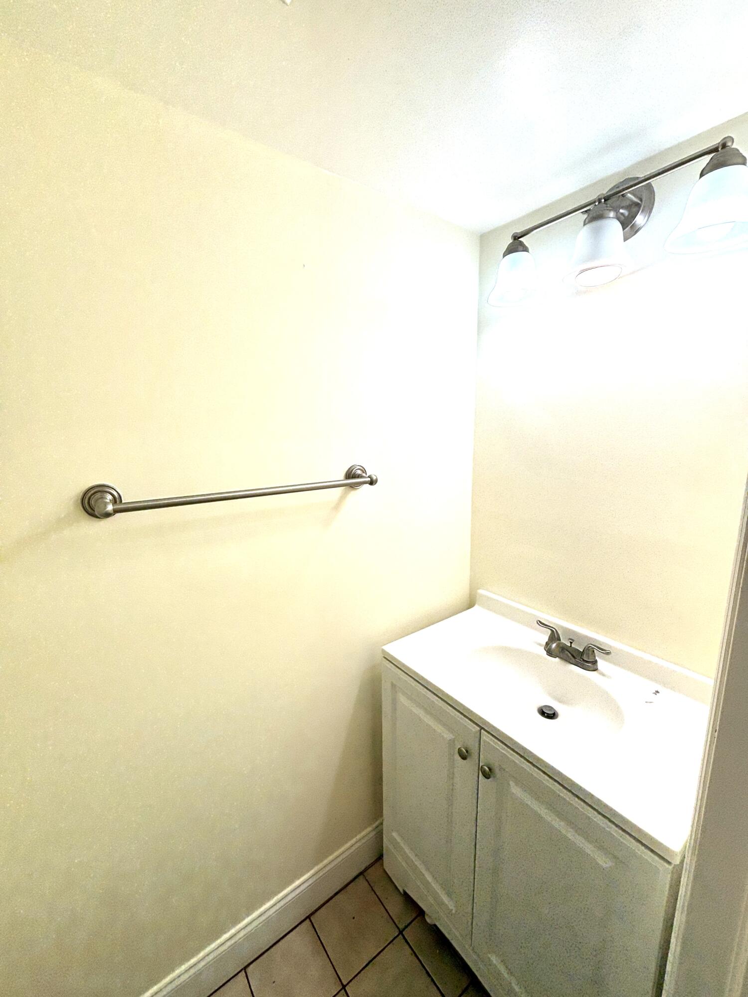 4807 Esedra Court Property Photo 9