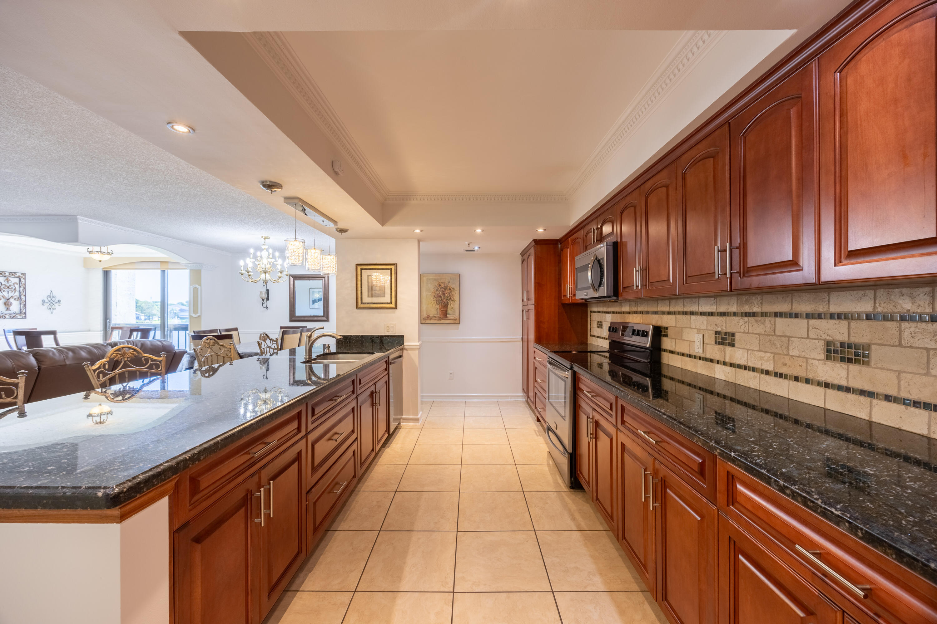 1915 Lavers Circle E309 Property Photo 1