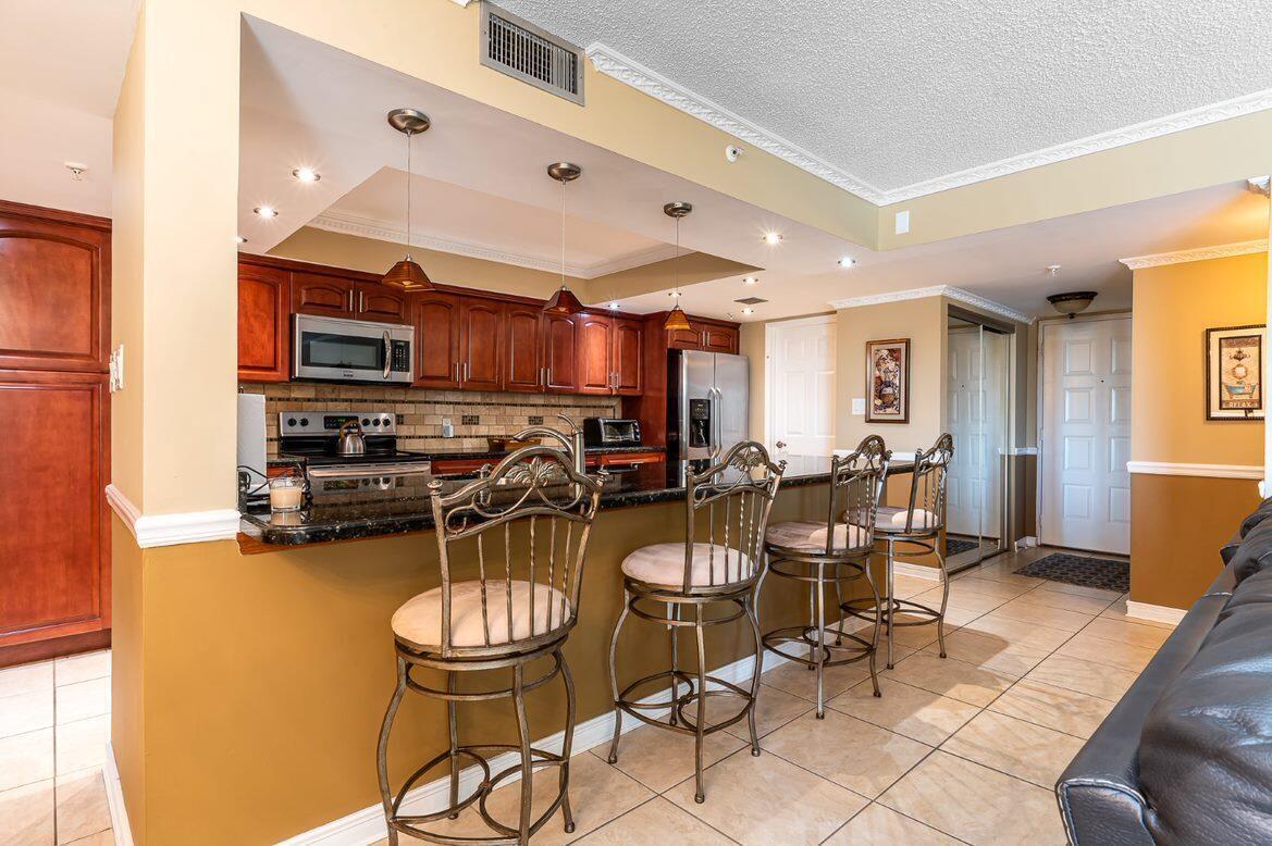 1915 Lavers Circle E309 Property Photo 2