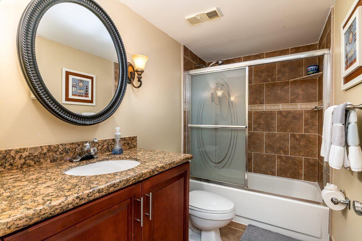 1915 Lavers Circle E309 Property Photo 12