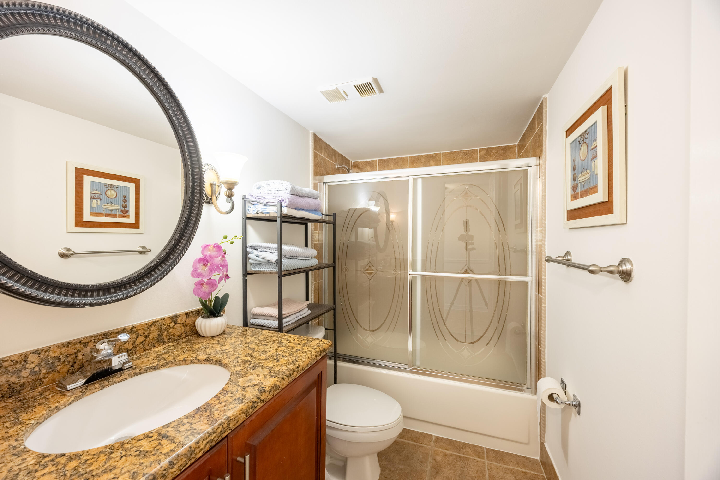 1915 Lavers Circle E309 Property Photo 22
