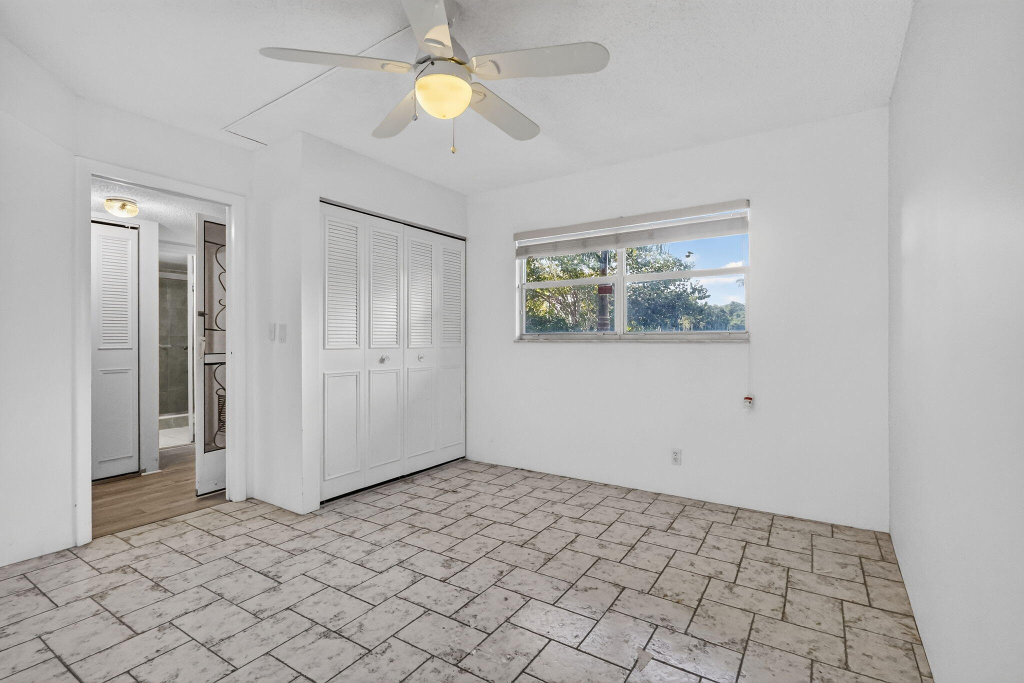 3524 Via Poinciana Apt 104 Property Photo 18