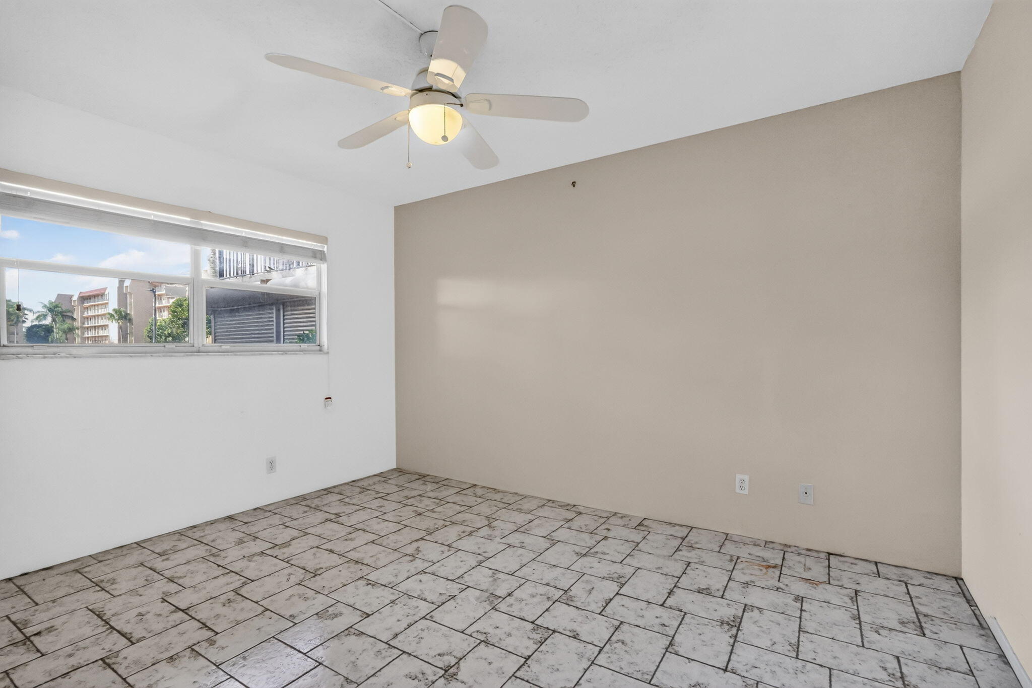 3524 Via Poinciana Apt 104 Property Photo 20