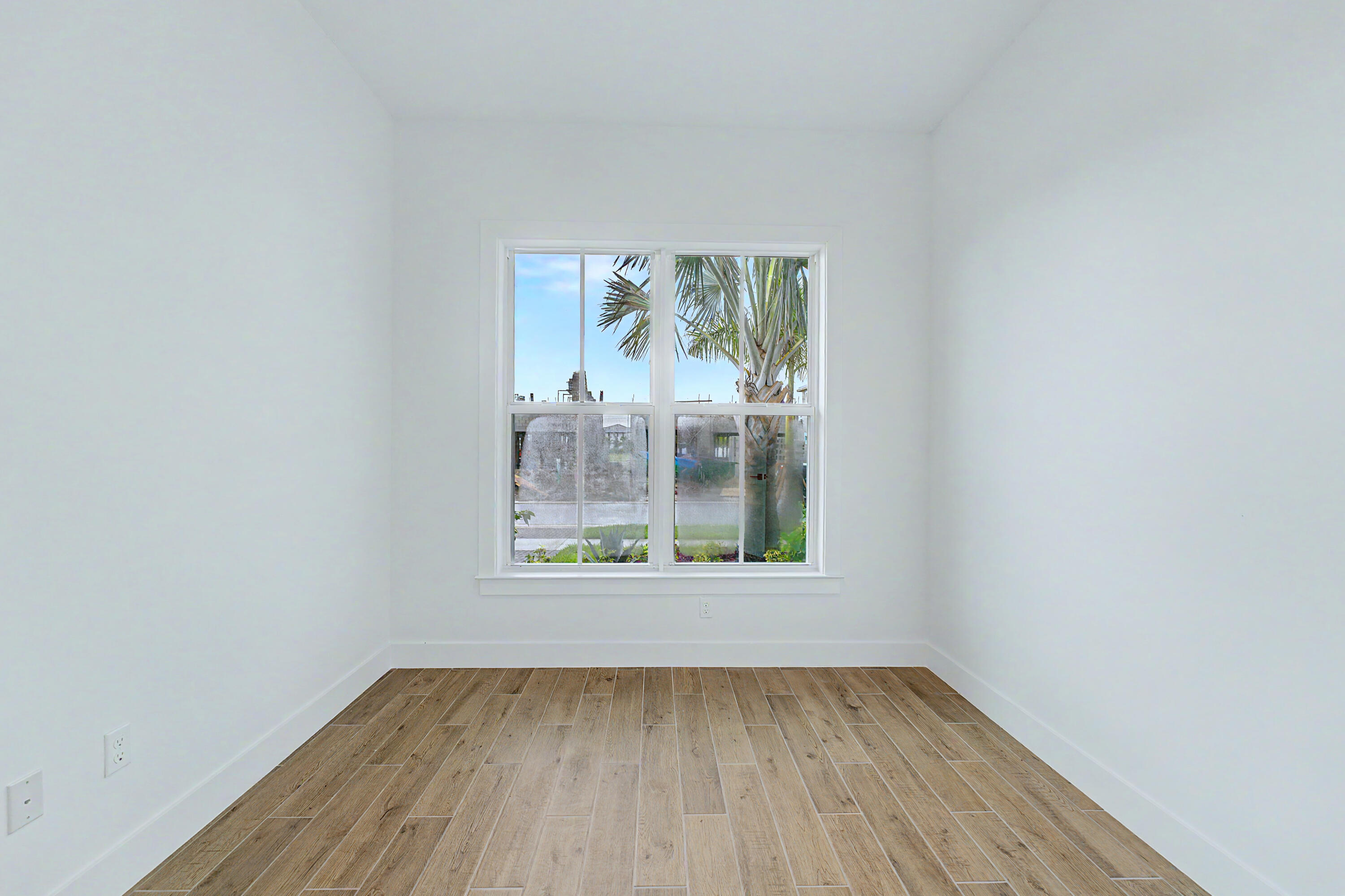 154 Parkside Way 14 Property Photo 4