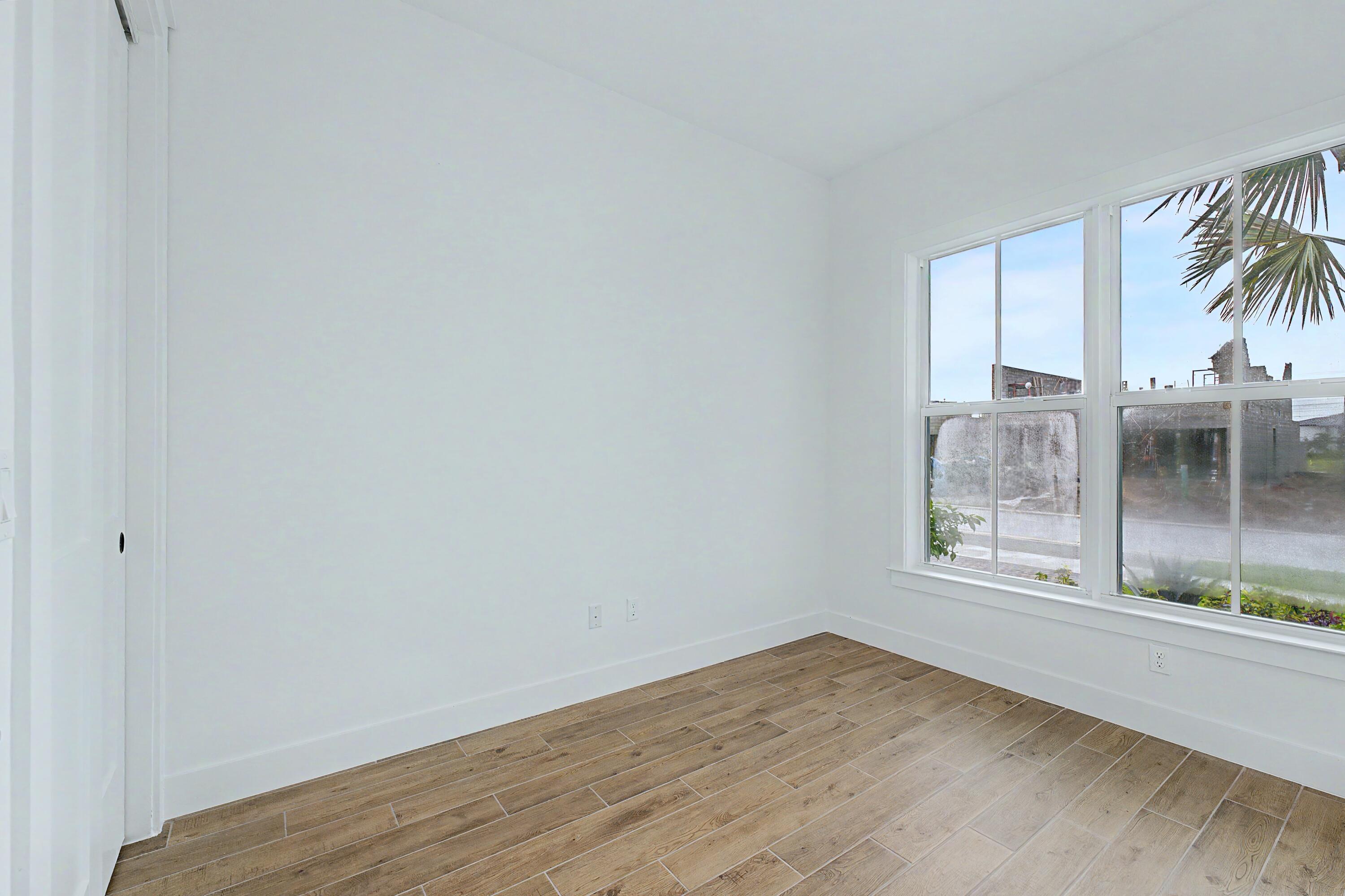 154 Parkside Way 14 Property Photo 5