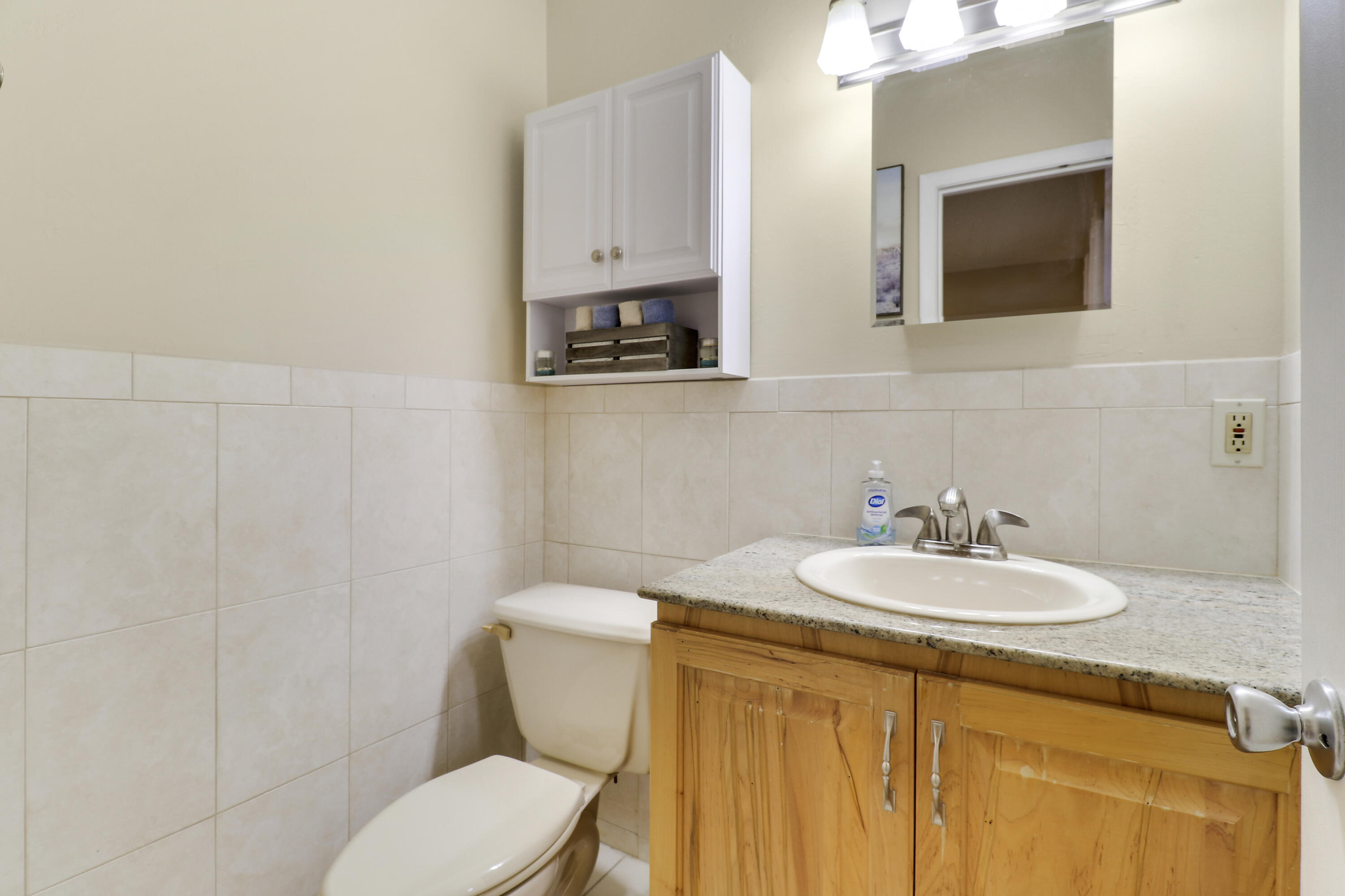 400 Fern Street 1c Property Photo 12