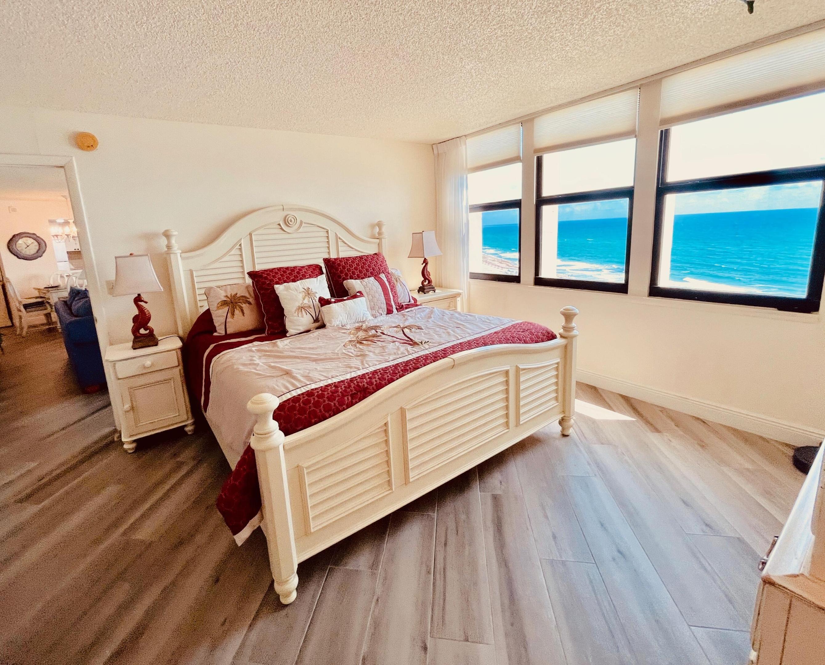 2800 N Ocean Drive A-16d Property Photo 18